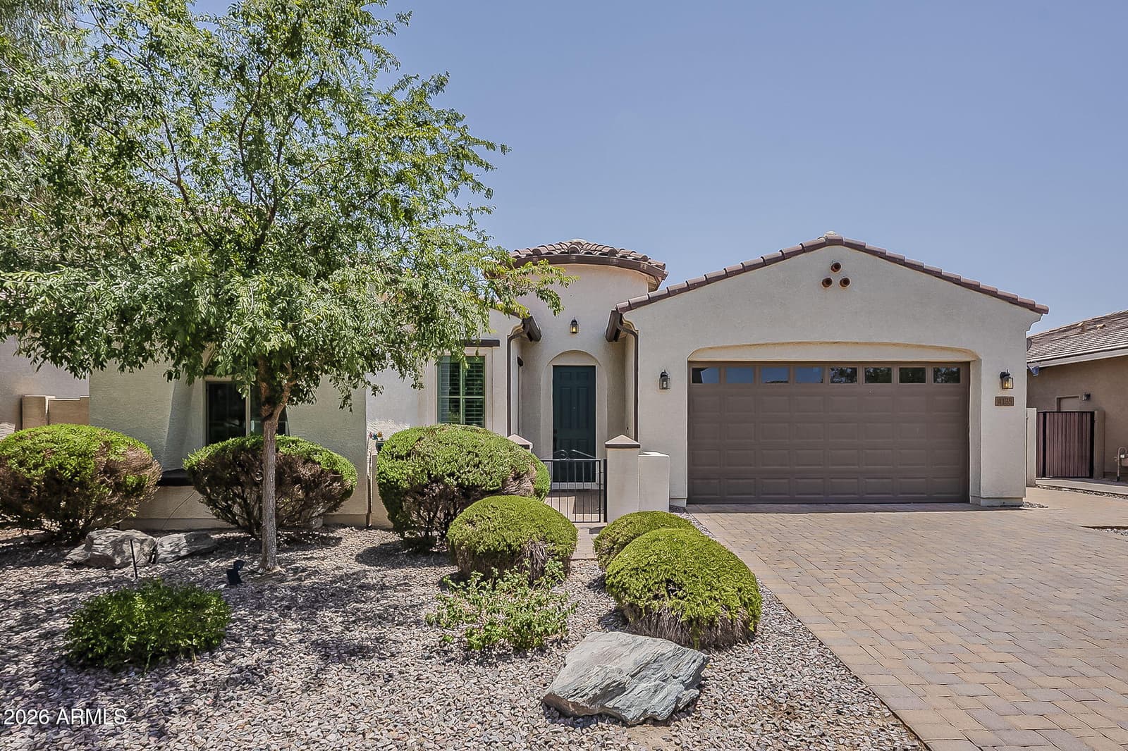 4135 E GRAND CANYON Drive, Chandler, AZ 85249 — photo 1 of 21