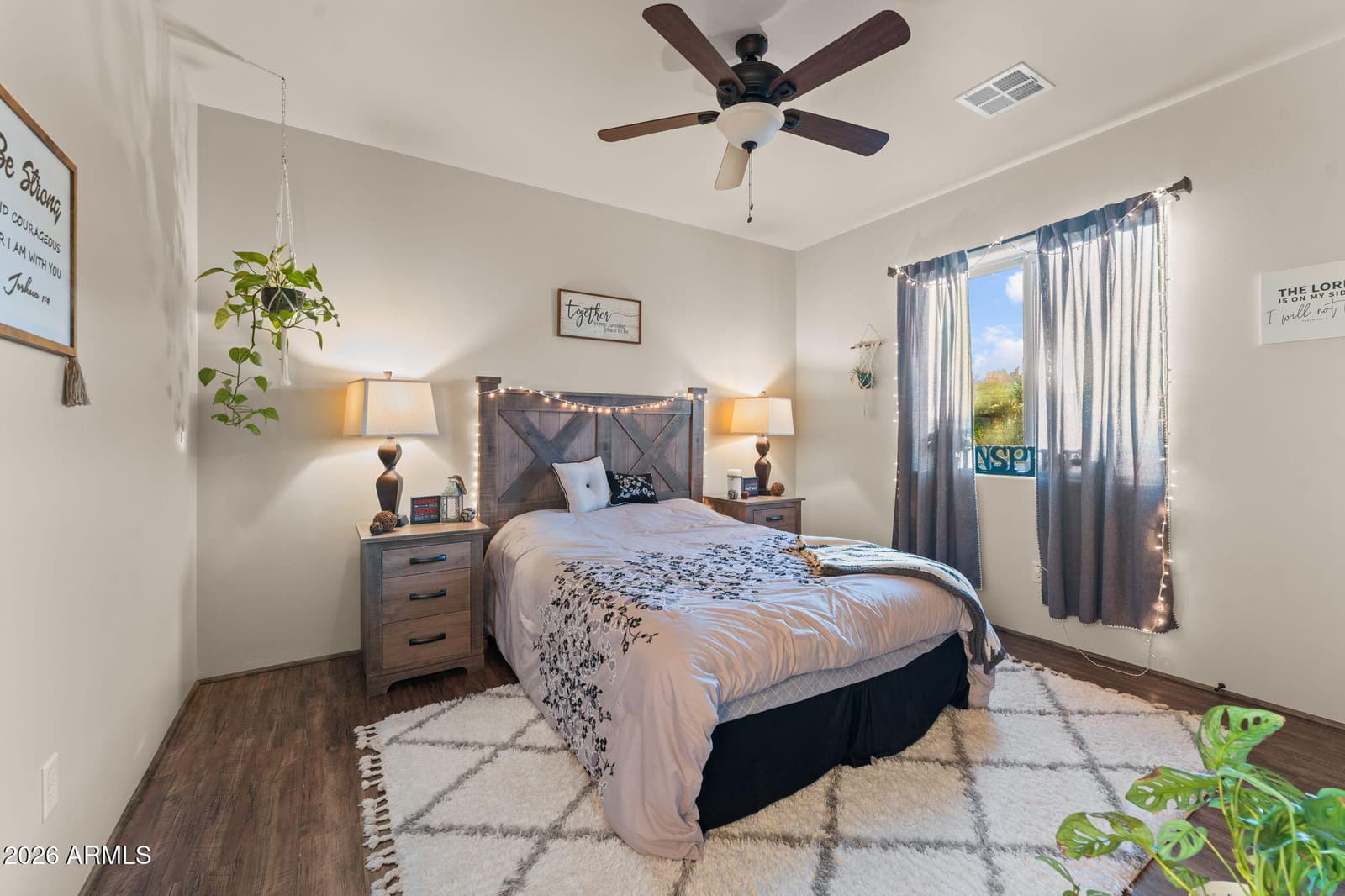 960 W MCLEAN Drive, Wickenburg, AZ 85390 — photo 6 of 30