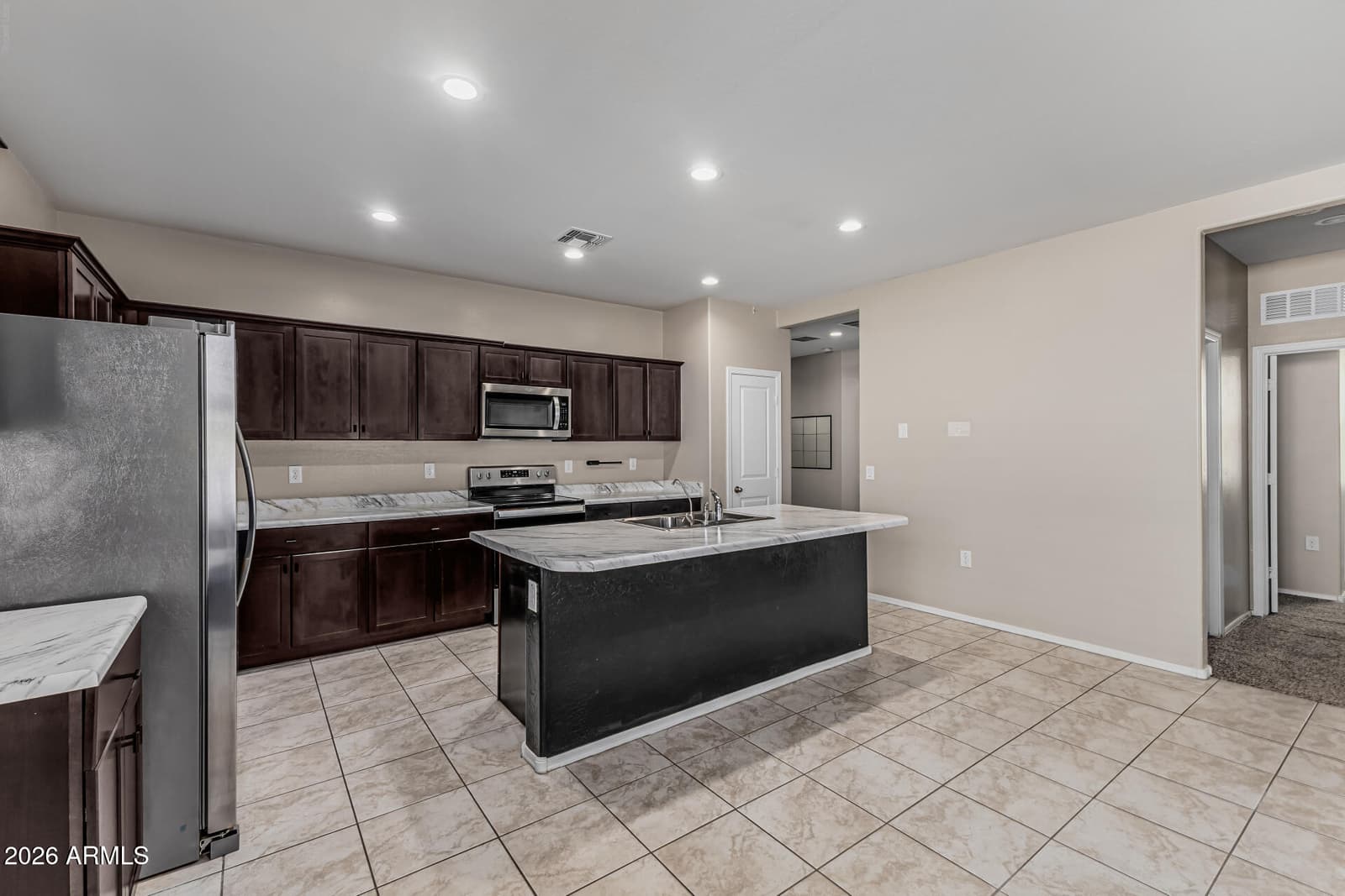 4656 W NUTMEG Avenue, Coolidge, AZ 85128 — photo 9 of 31
