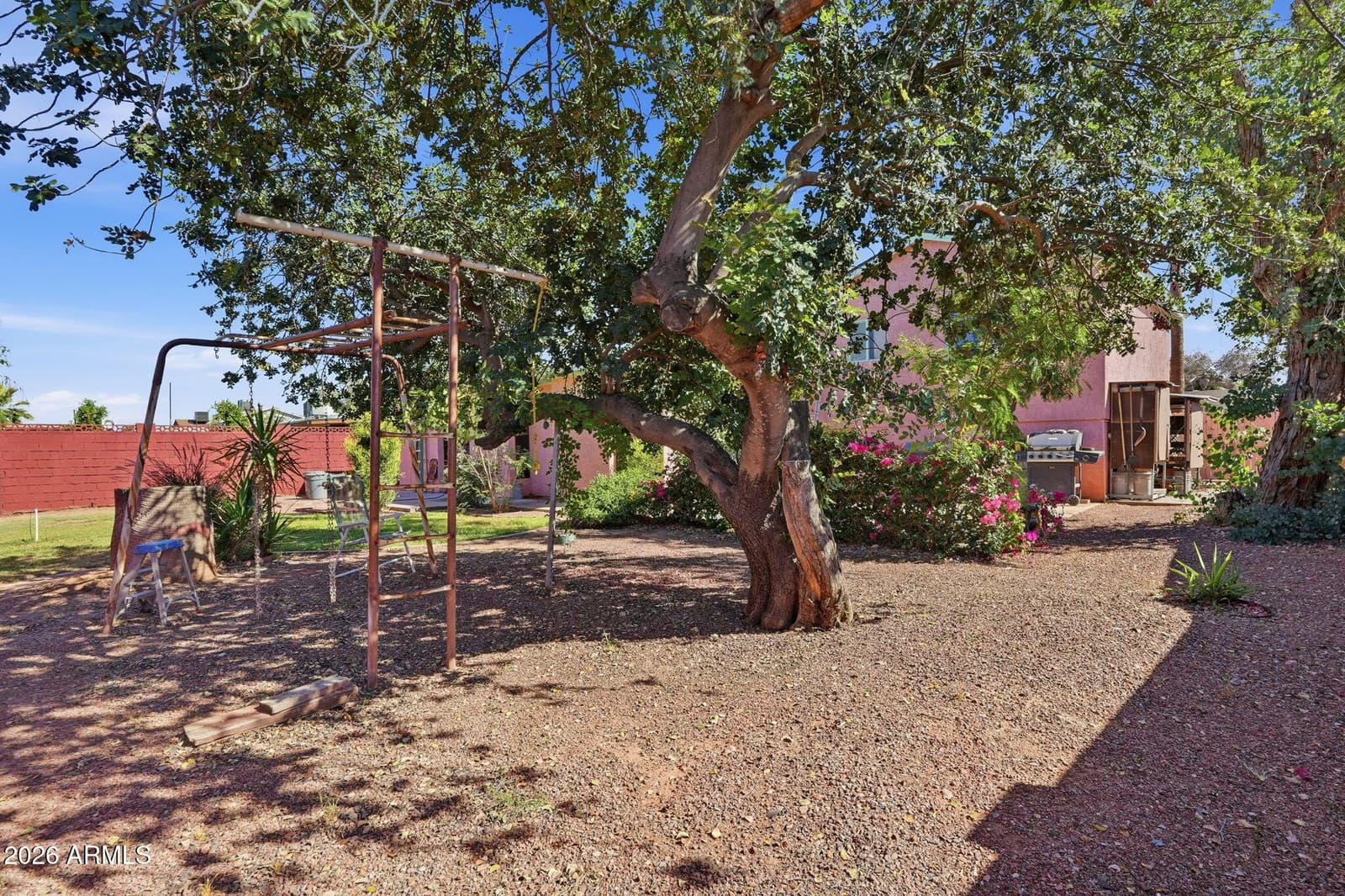 4702 E ALTA VISTA Road, Phoenix, AZ 85042 — photo 2 of 26
