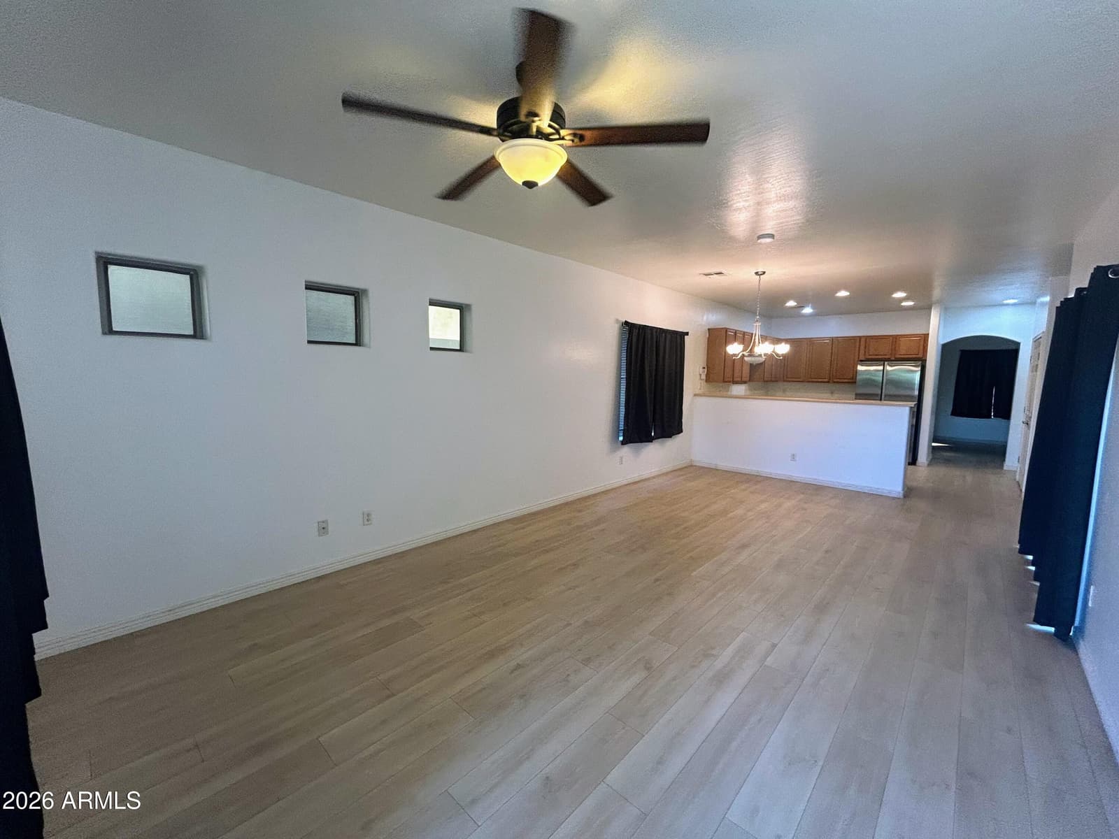 5812 S 10TH Drive, Phoenix, AZ 85041 — photo 6 of 12