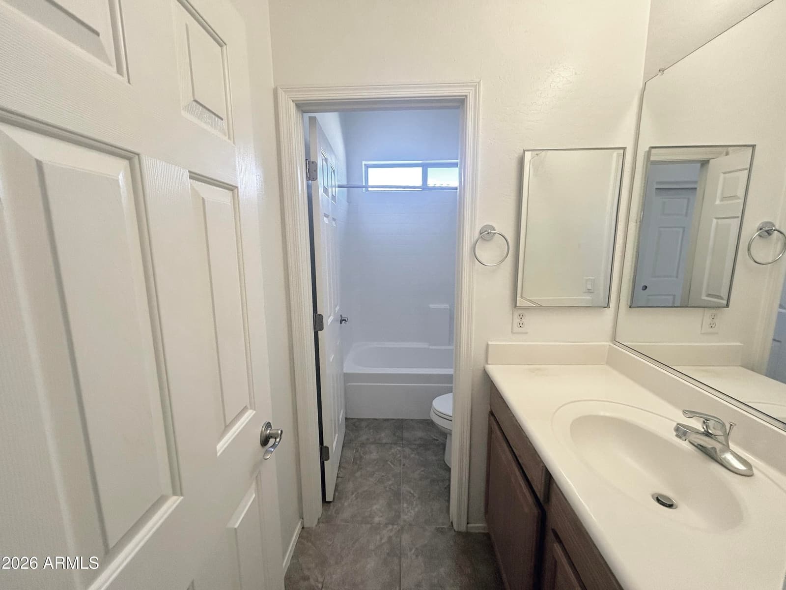 5812 S 10TH Drive, Phoenix, AZ 85041 — photo 9 of 12