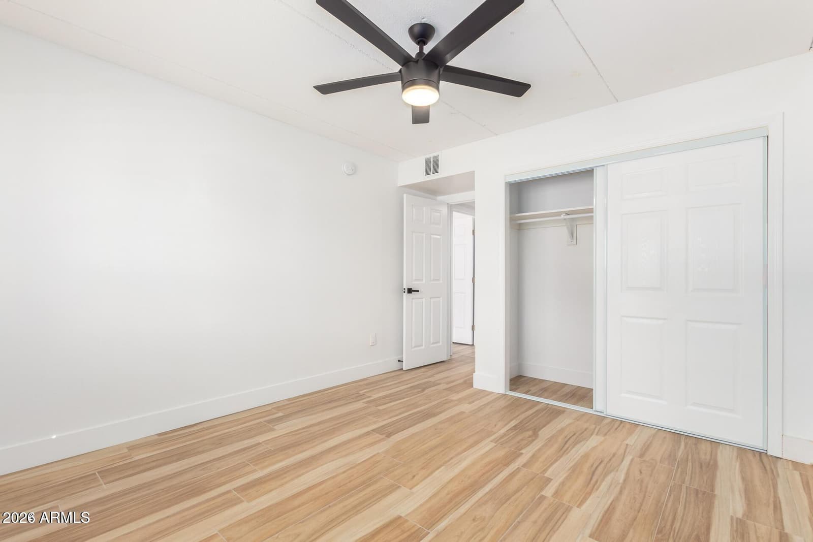 7930 E CAMELBACK Road 111, Scottsdale, AZ 85251 — photo 13 of 22