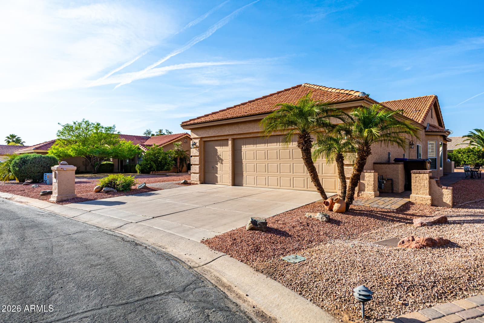 10234 E CEDAR WAXWING Drive, Sun Lakes, AZ 85248 — photo 2 of 52