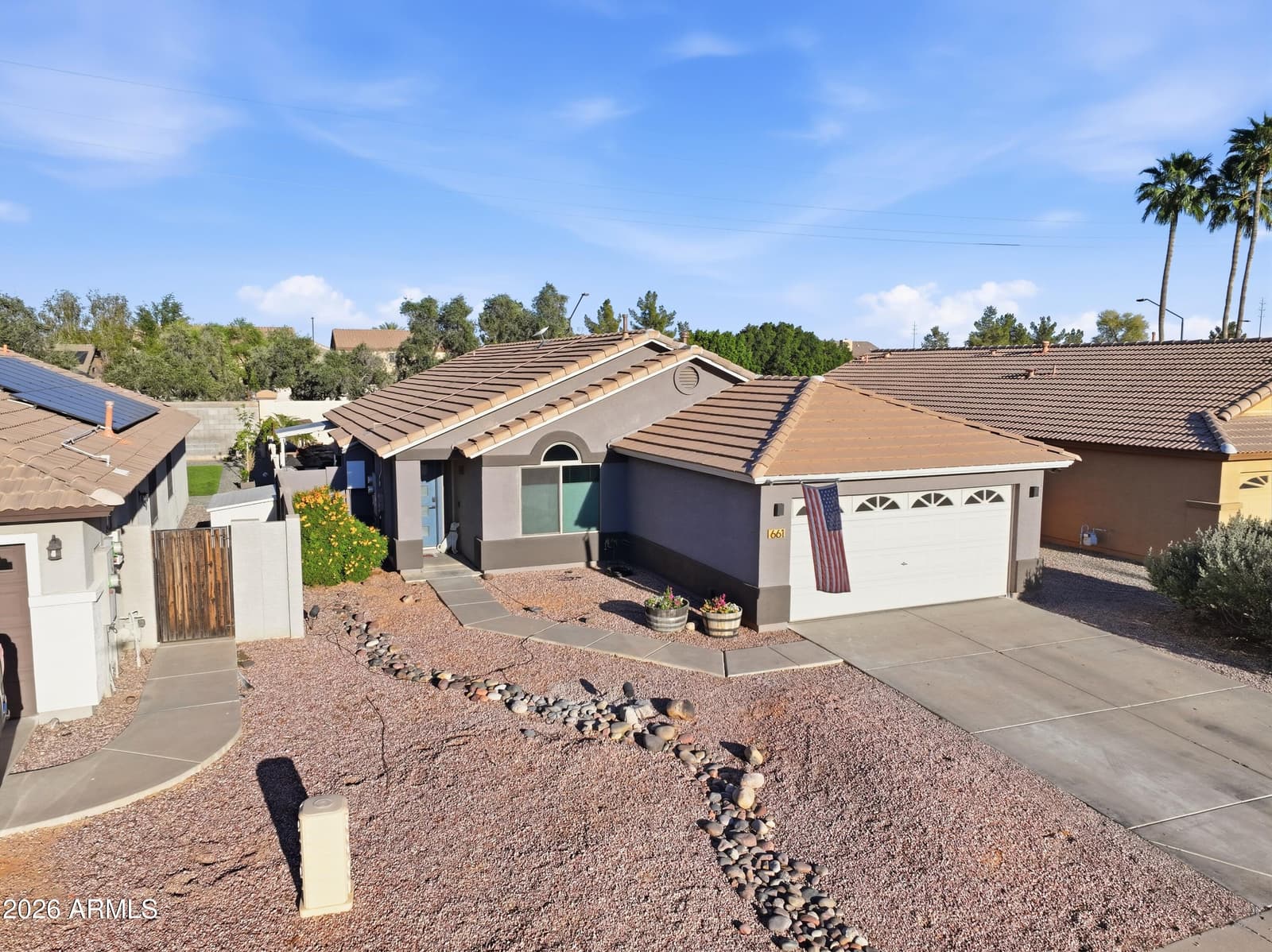 661 N Joshua Tree Lane, Gilbert, AZ 85234 — photo 7 of 46