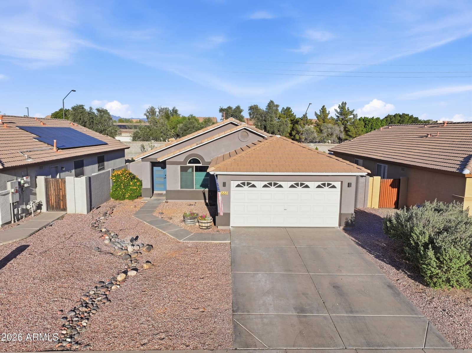 661 N Joshua Tree Lane, Gilbert, AZ 85234 — photo 8 of 46
