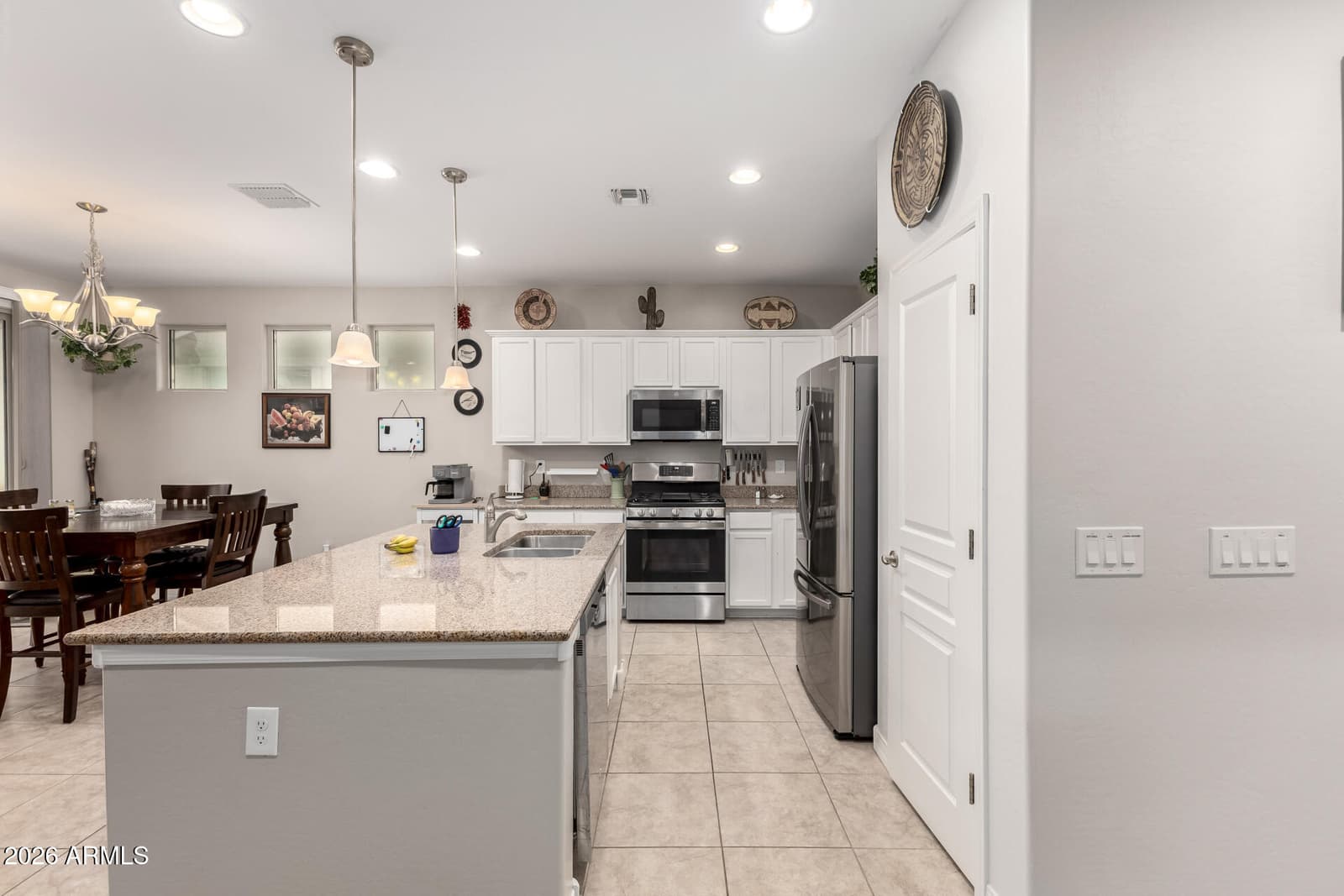 41615 W CALIENTE Drive, Maricopa, AZ 85138 — photo 5 of 53