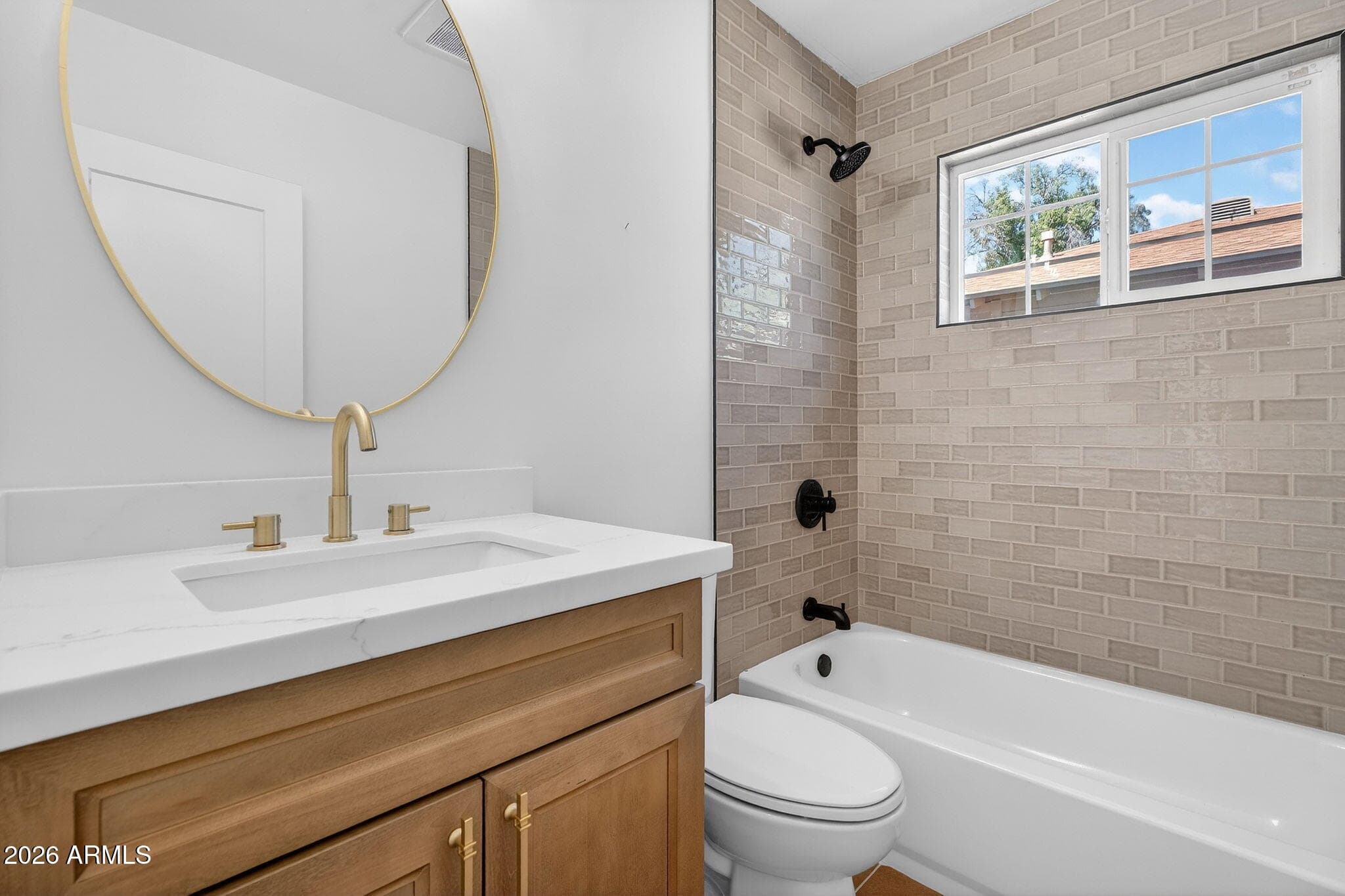 5724 N 13TH Place, Phoenix, AZ 85014 — photo 21 of 28