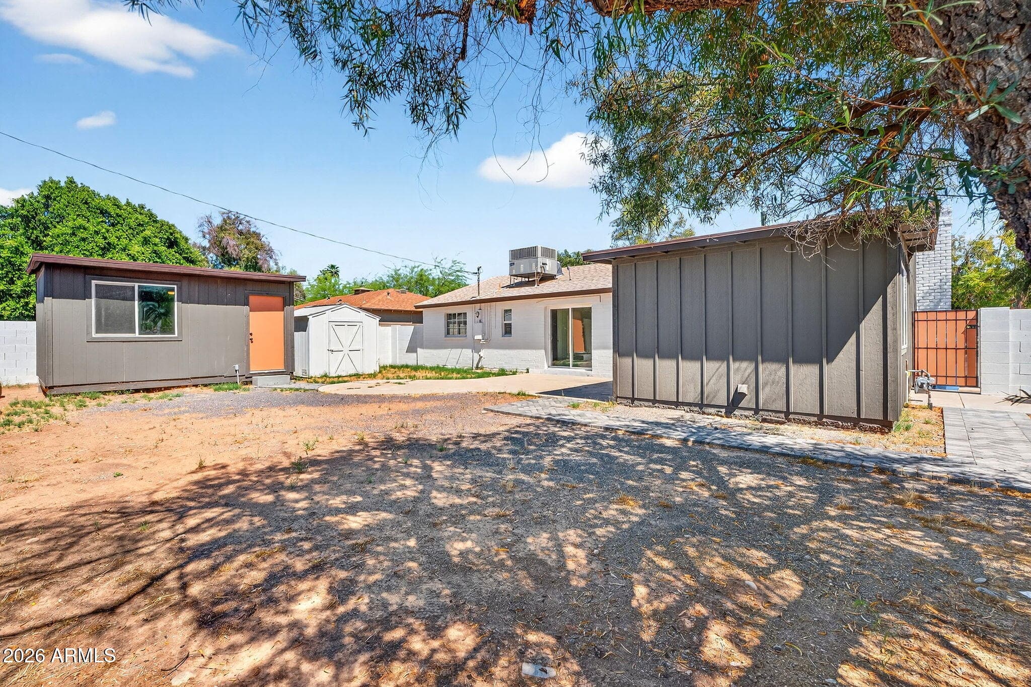 5724 N 13TH Place, Phoenix, AZ 85014 — photo 25 of 28