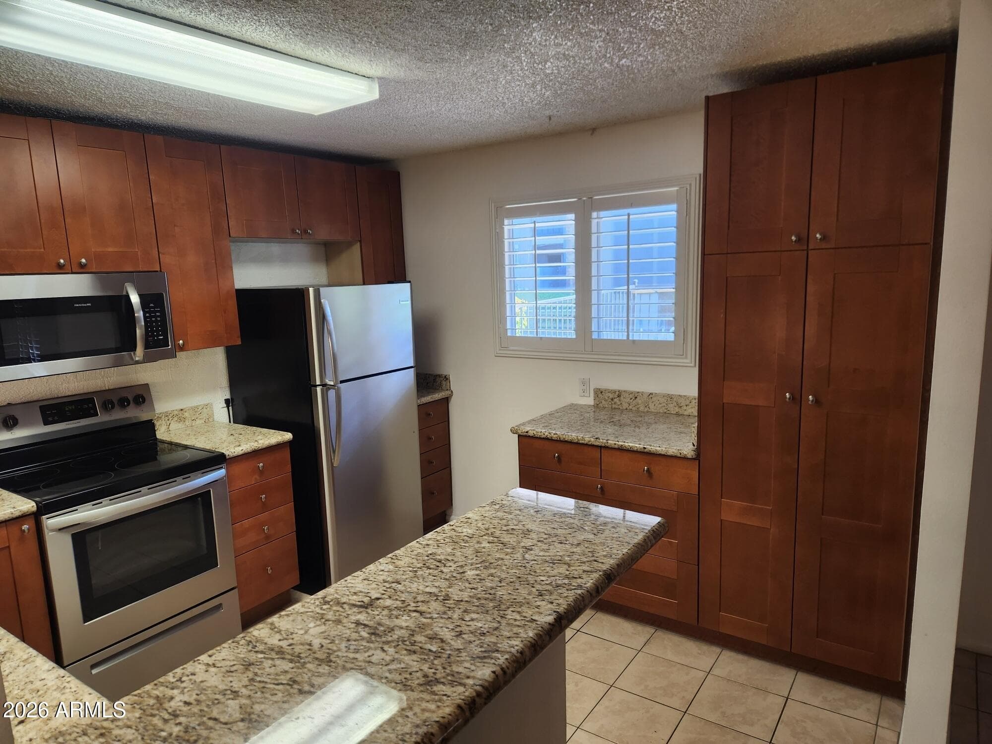 3230 E PINCHOT Avenue 3, Phoenix, AZ 85018 — photo 5 of 26