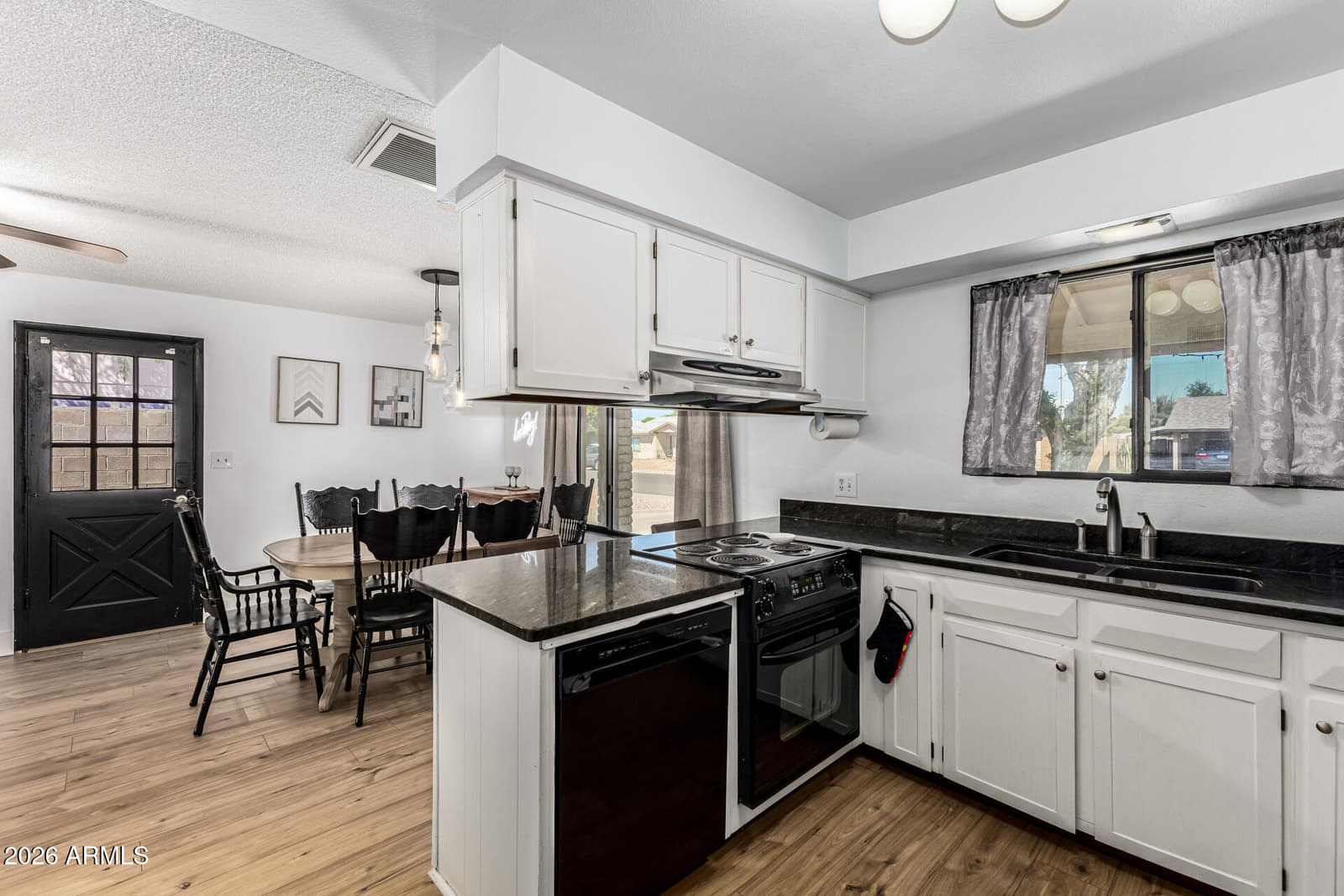323 E SESAME Street, Tempe, AZ 85283 — photo 11 of 29