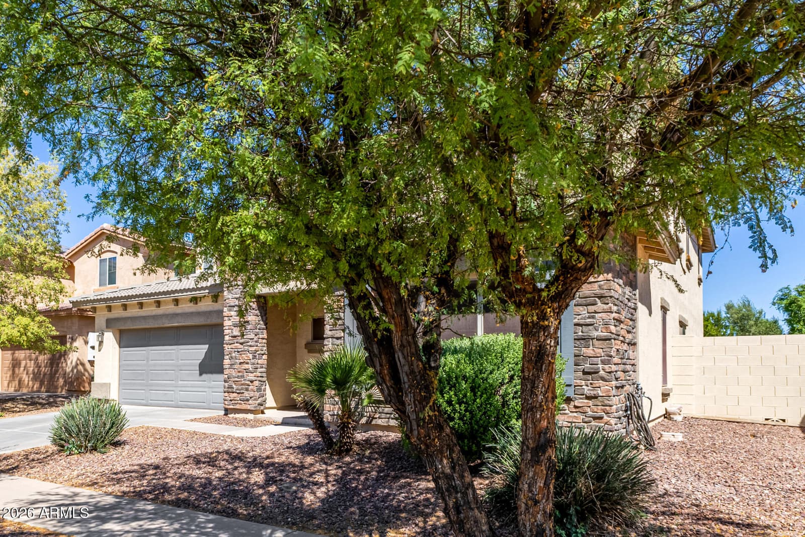 16722 W LARIAT Lane, Surprise, AZ 85387 — photo 6 of 44