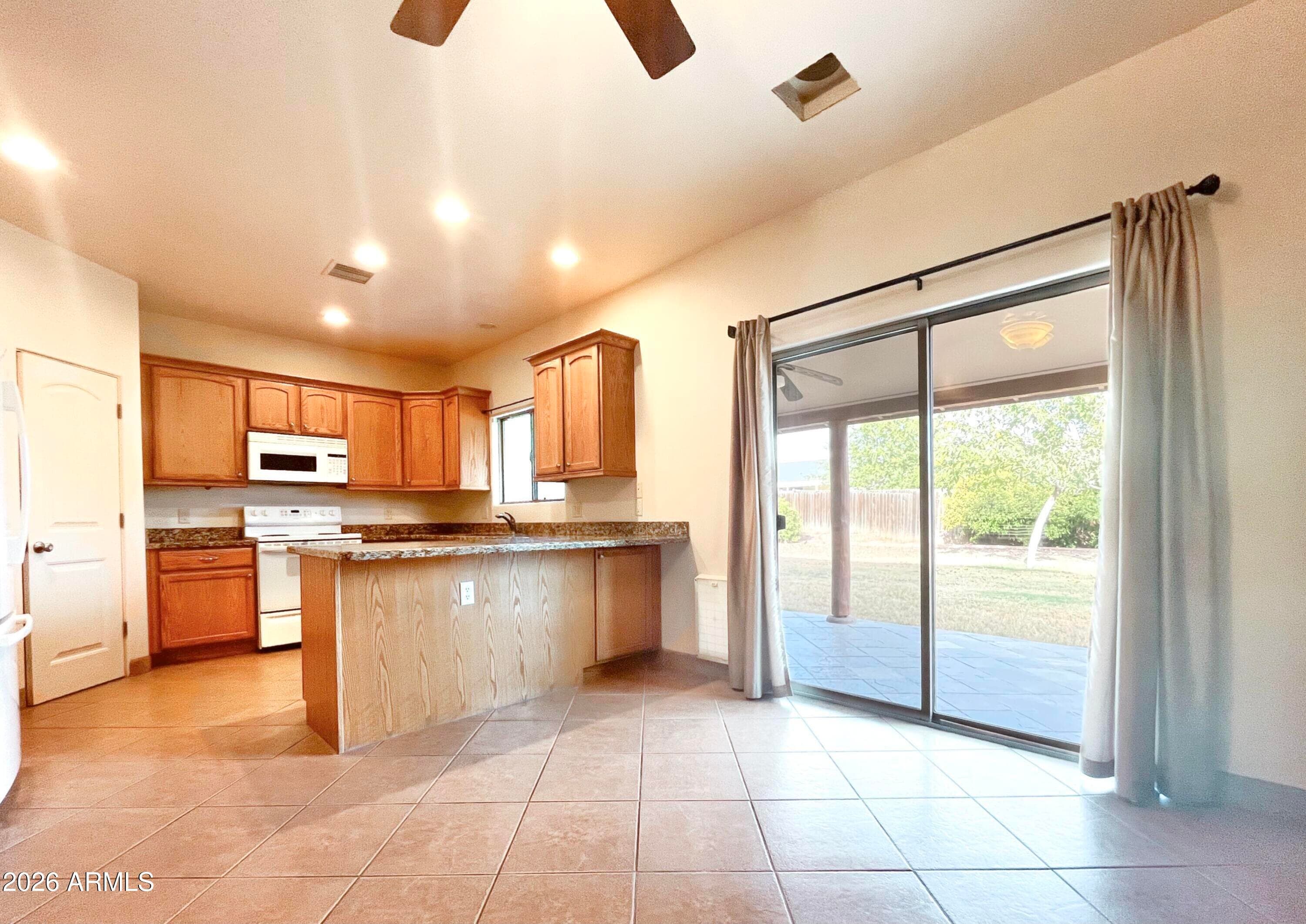 5655 N Laura Lane, Rimrock, AZ 86335 — photo 11 of 36