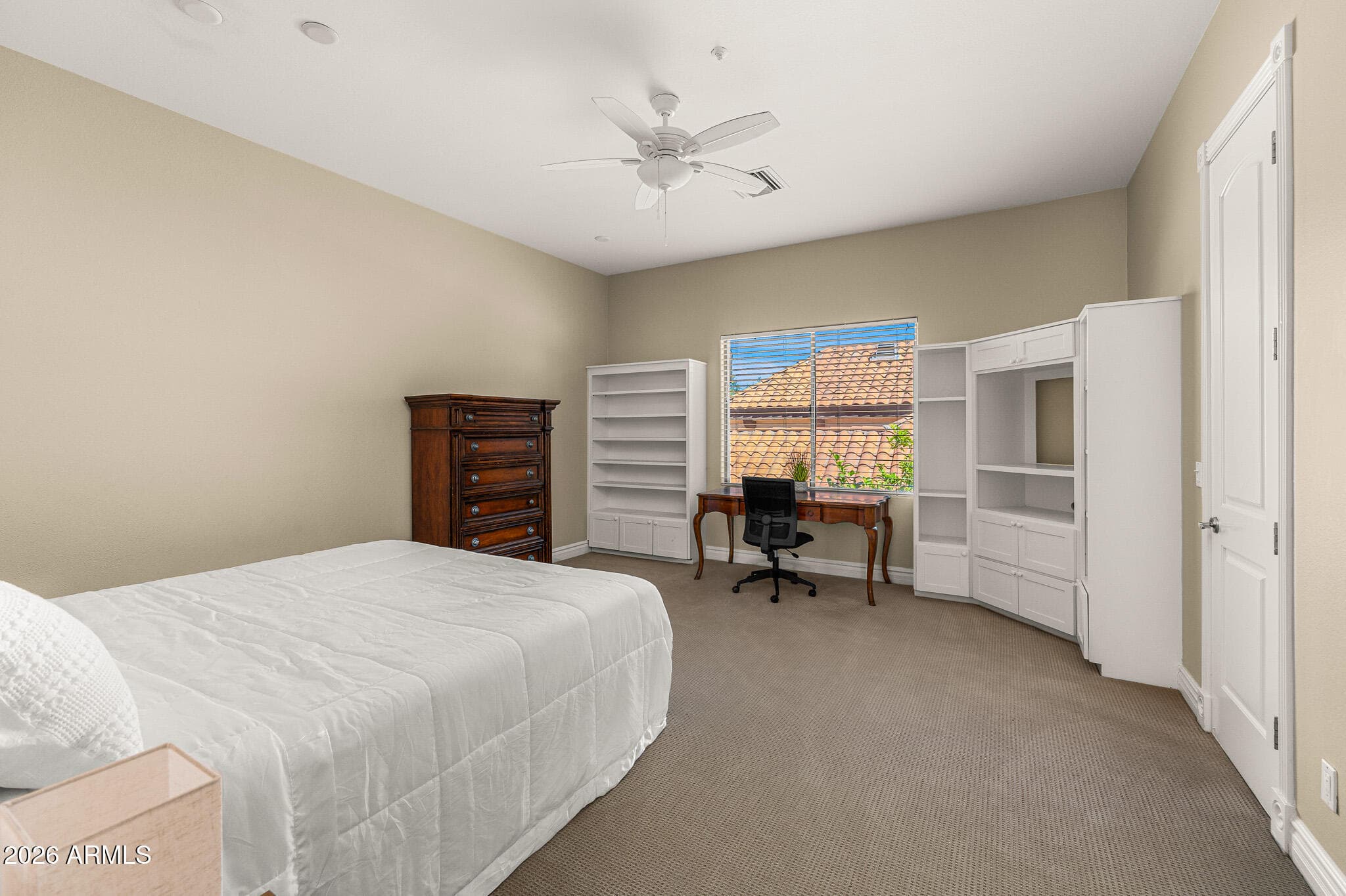 1402 E CORAL COVE Drive, Gilbert, AZ 85234 — photo 25 of 53