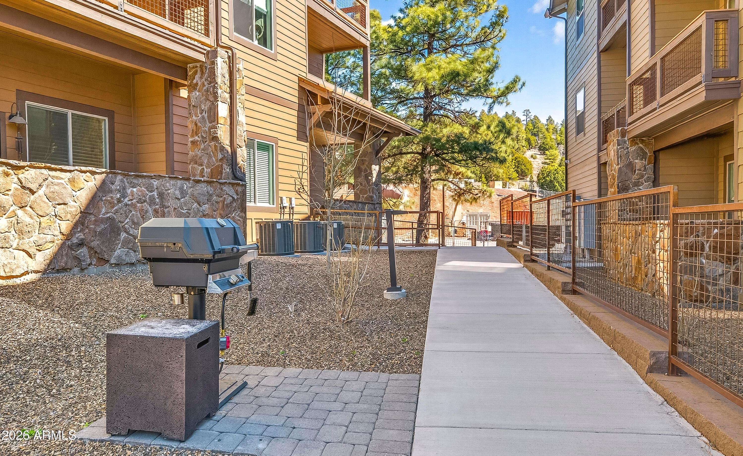 1650 E PONDEROSA Parkway 327, Flagstaff, AZ 86001 — photo 23 of 25
