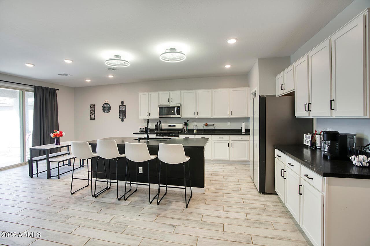 16829 W MAYA Way, Surprise, AZ 85387 — photo 2 of 28
