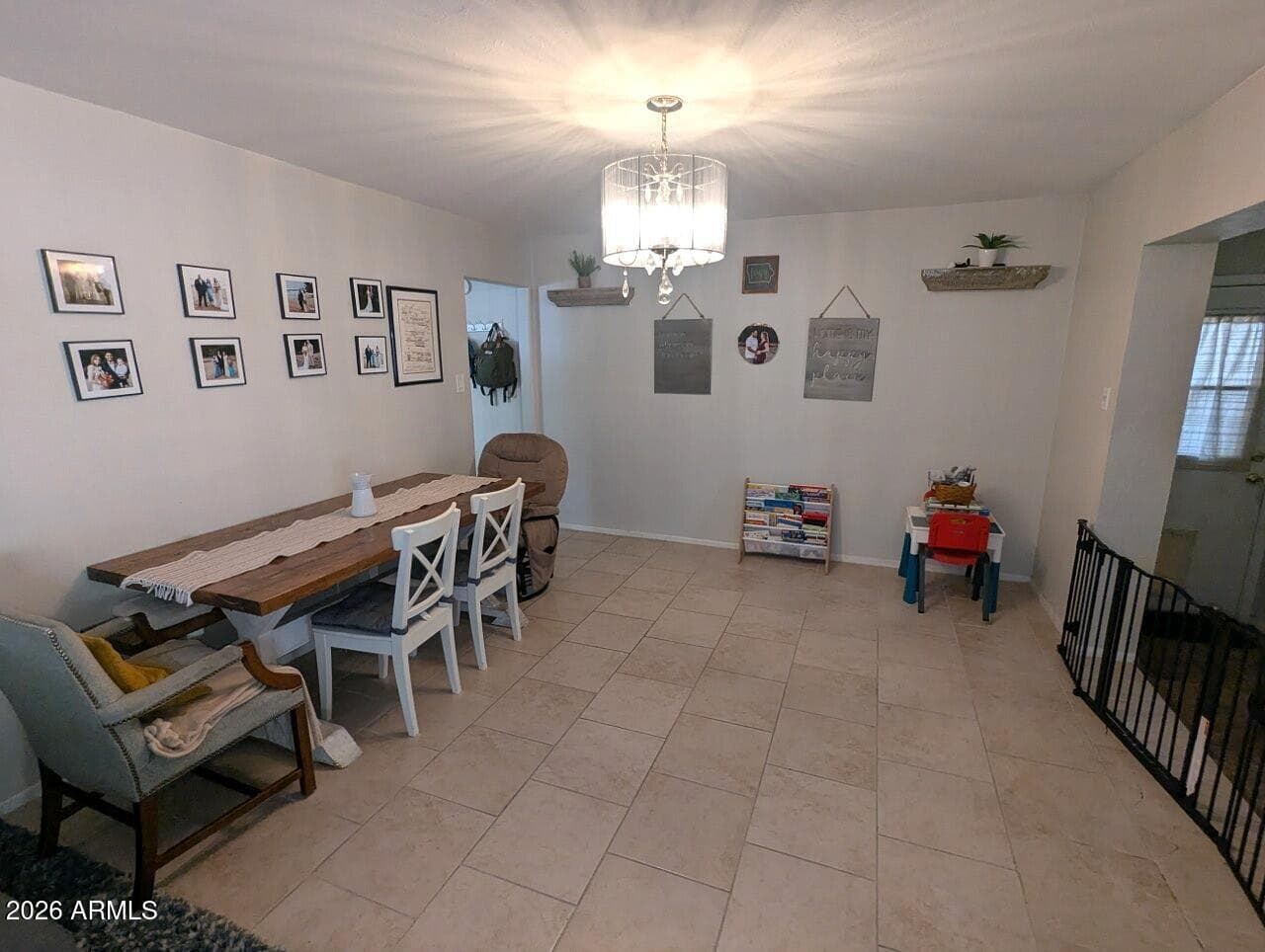 2240 W BERRIDGE Lane, Phoenix, AZ 85015 — photo 7 of 30