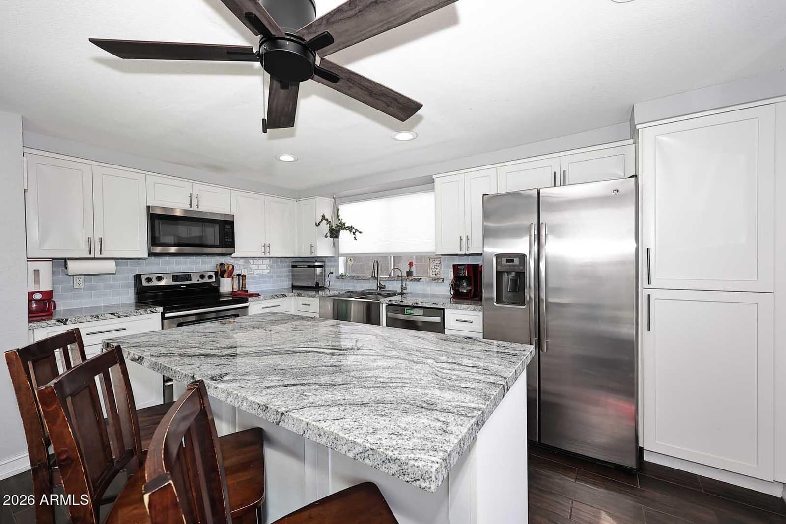 4405 W ORAIBI Drive, Glendale, AZ 85308 — photo 9 of 33