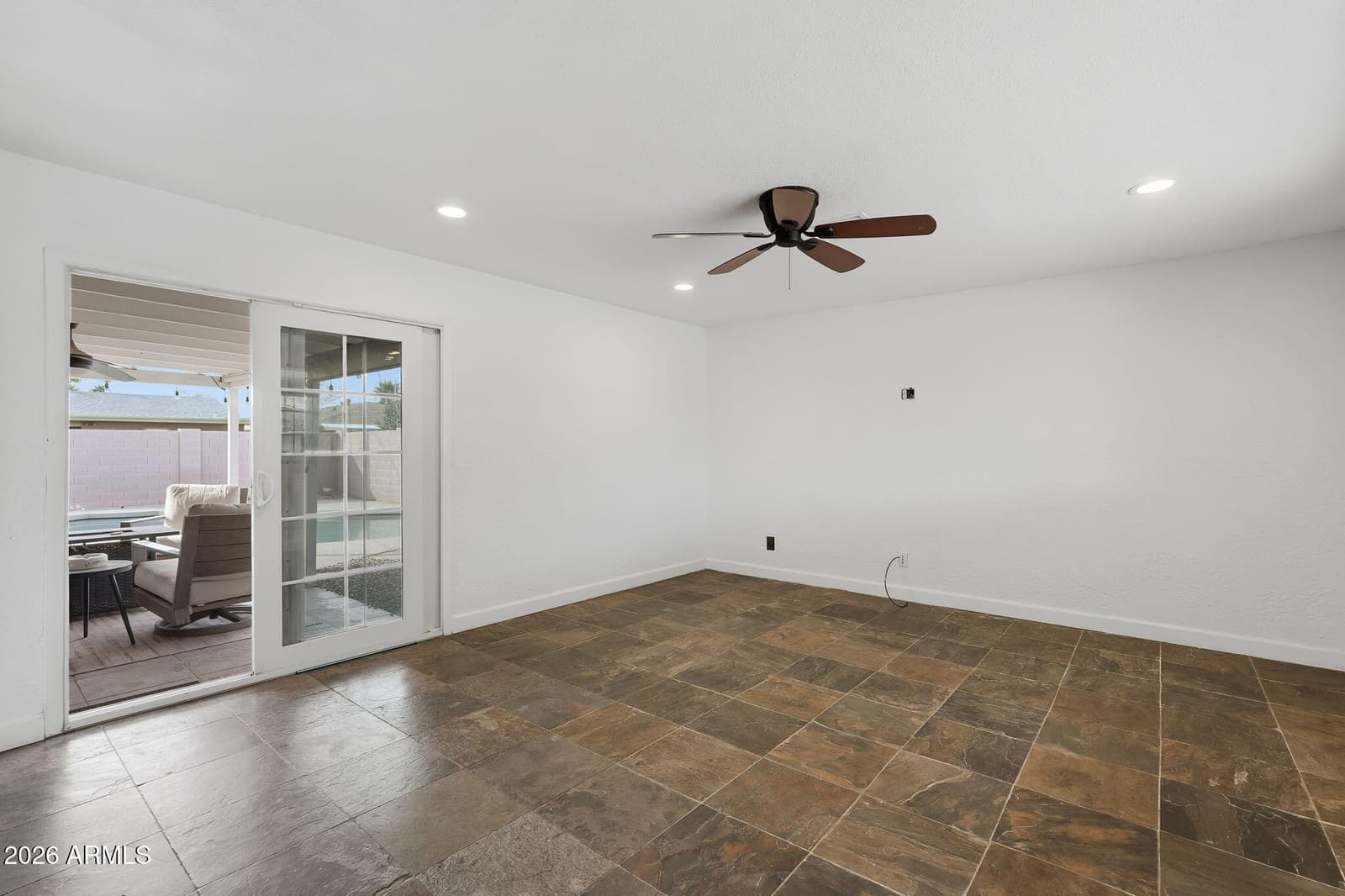 8307 E CLARENDON Avenue, Scottsdale, AZ 85251 — photo 10 of 26