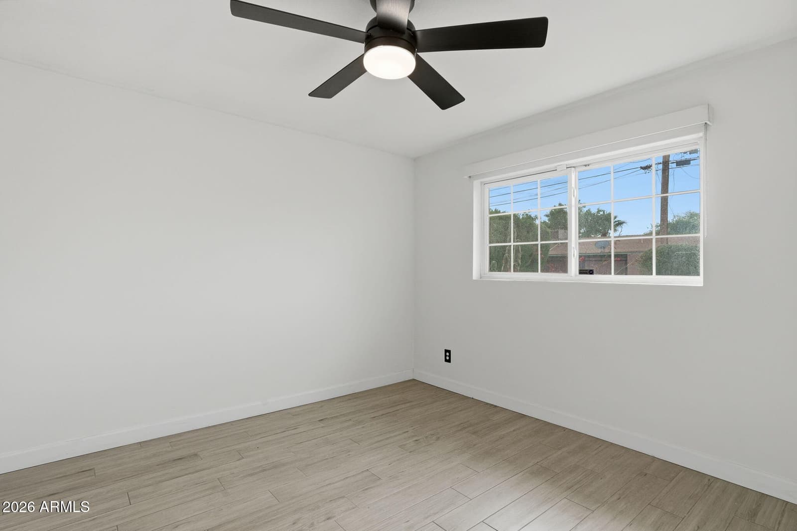 8307 E CLARENDON Avenue, Scottsdale, AZ 85251 — photo 14 of 26