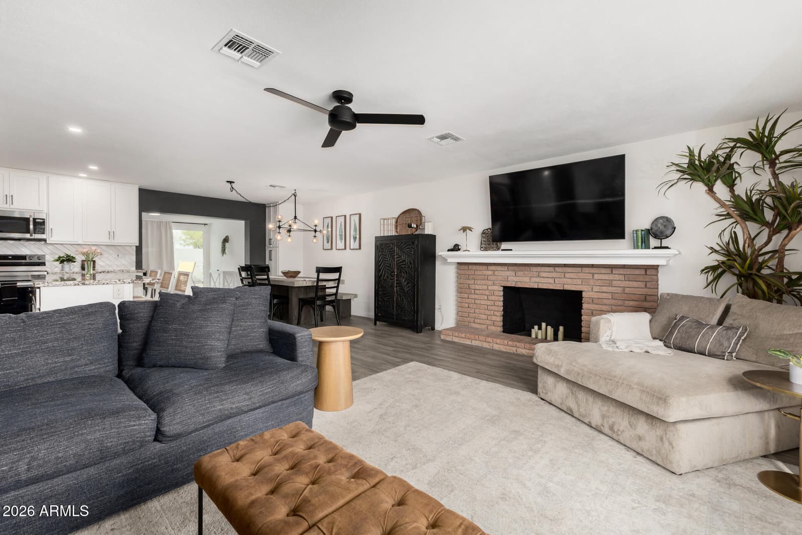 8756 E VALLEY VISTA Drive, Scottsdale, AZ 85250 — photo 11 of 35