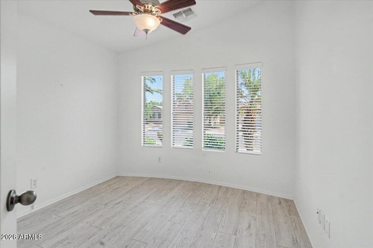 24726 N 29th Place, Phoenix, AZ 85024 — photo 10 of 31