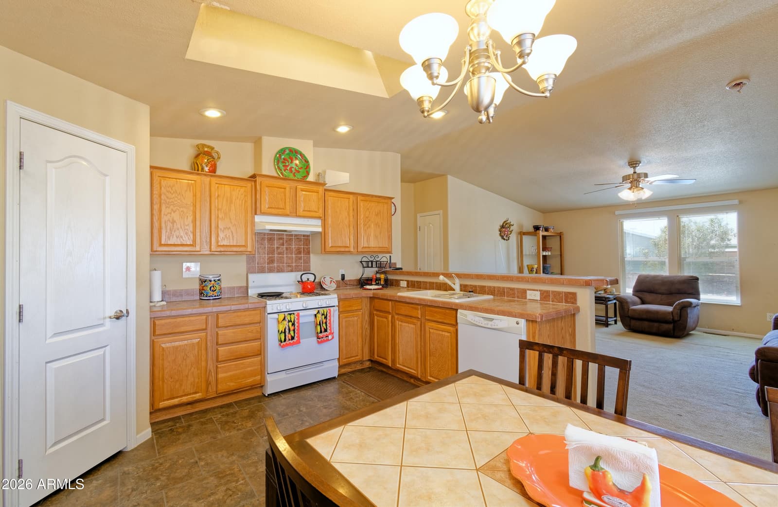 49531 PEARL Avenue, Quartzsite, AZ 85346 — photo 8 of 32