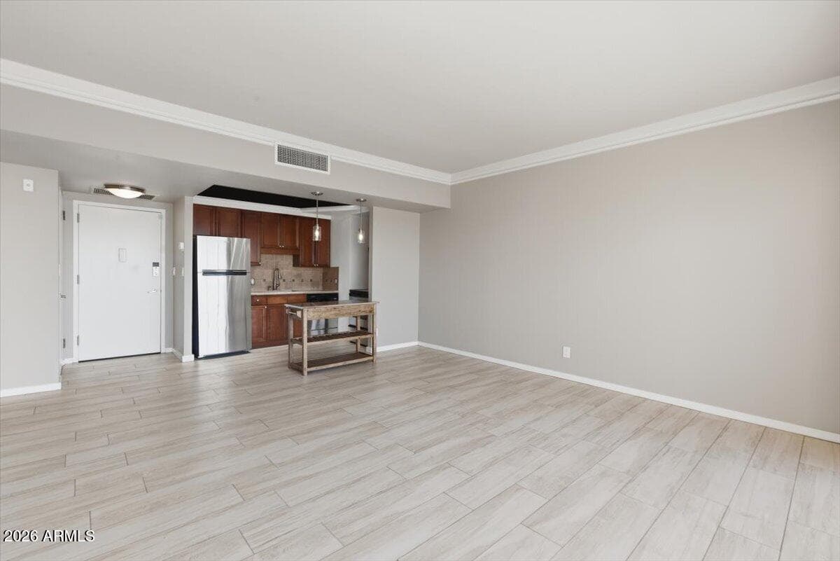 4750 N CENTRAL Avenue B14, Phoenix, AZ 85012 — photo 12 of 56
