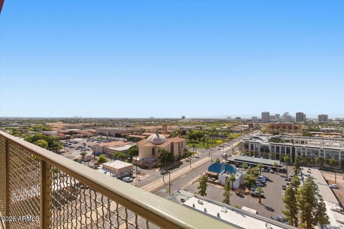 4750 N CENTRAL Avenue B14, Phoenix, AZ 85012 — photo 24 of 56