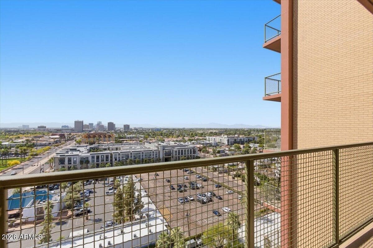 4750 N CENTRAL Avenue B14, Phoenix, AZ 85012 — photo 26 of 56