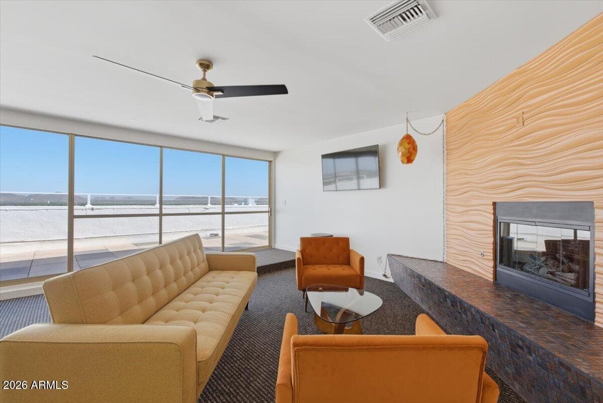4750 N CENTRAL Avenue B14, Phoenix, AZ 85012 — photo 31 of 56