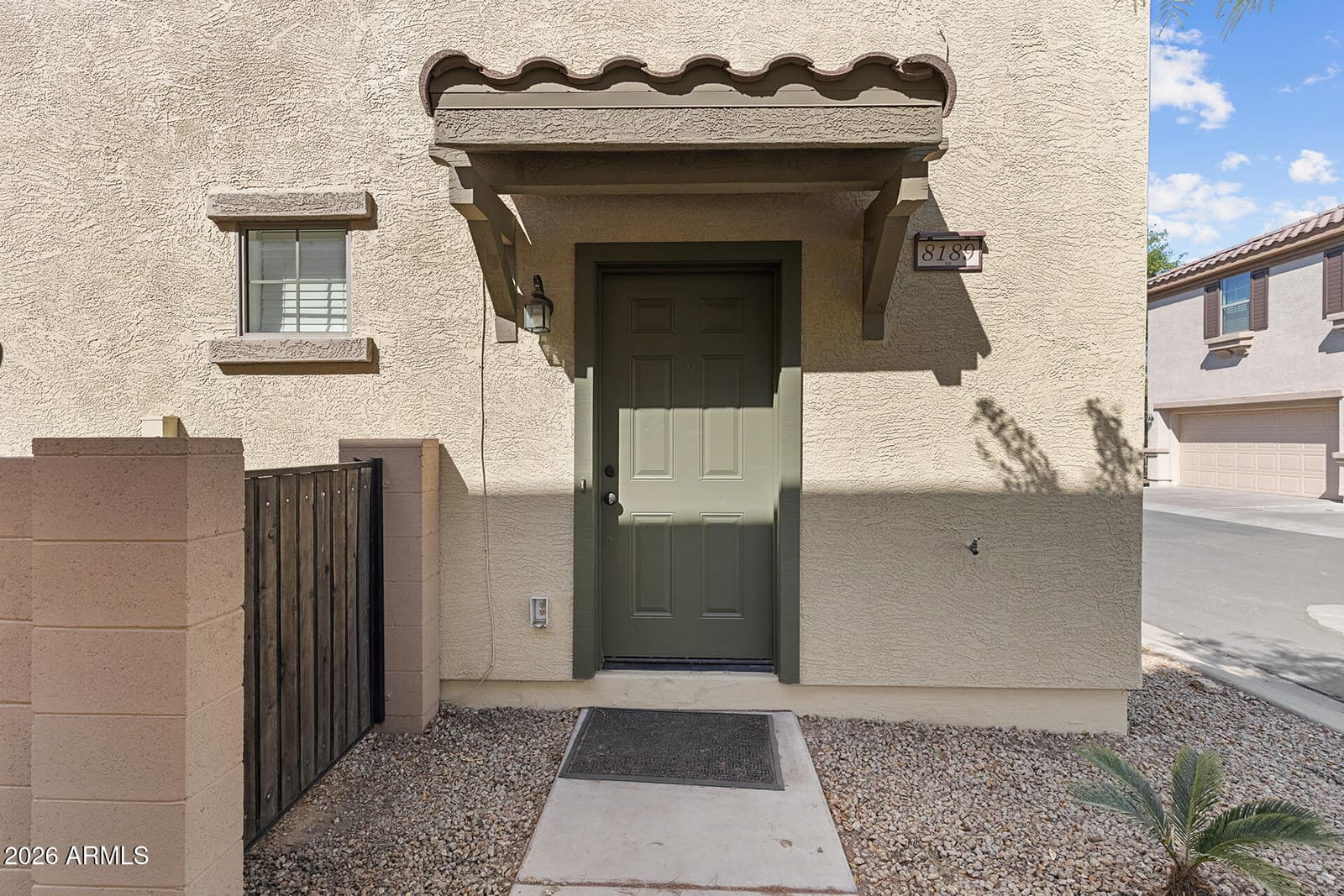 8189 W GROOM CREEK Road, Phoenix, AZ 85043 — photo 2 of 36