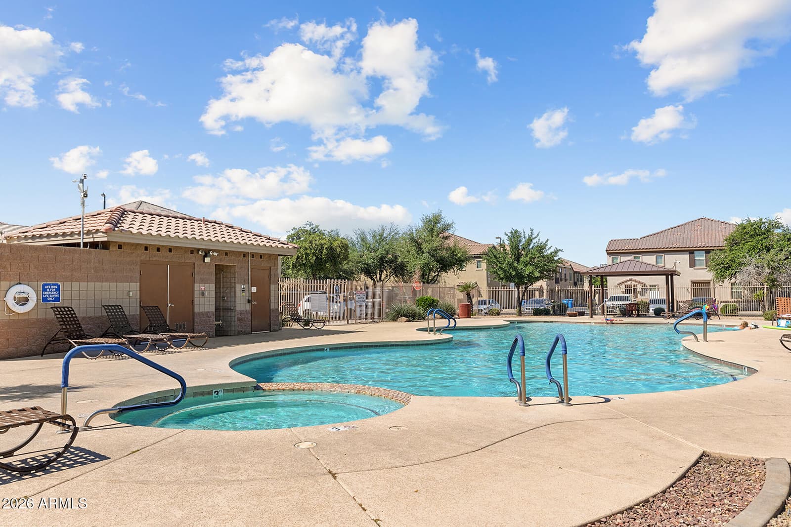 8189 W GROOM CREEK Road, Phoenix, AZ 85043 — photo 35 of 36