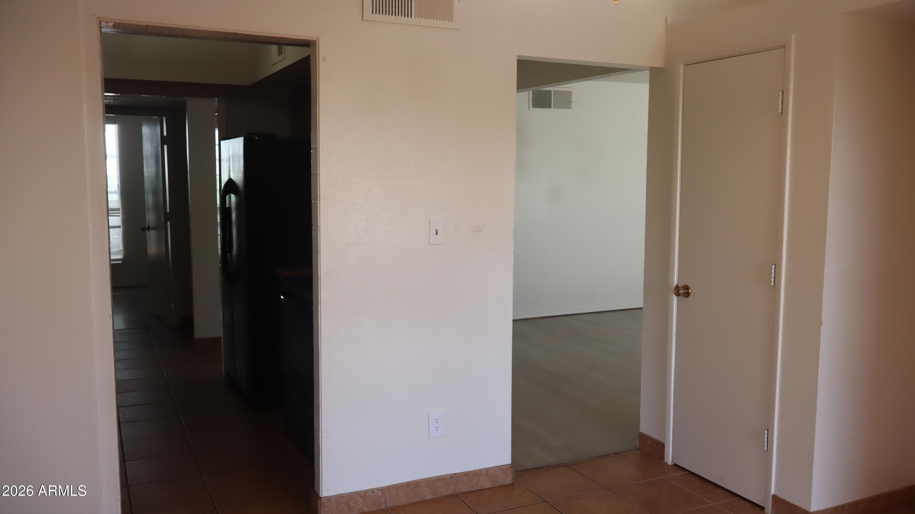 20 E BERRIDGE Drive, Sierra Vista, AZ 85635 — photo 4 of 35