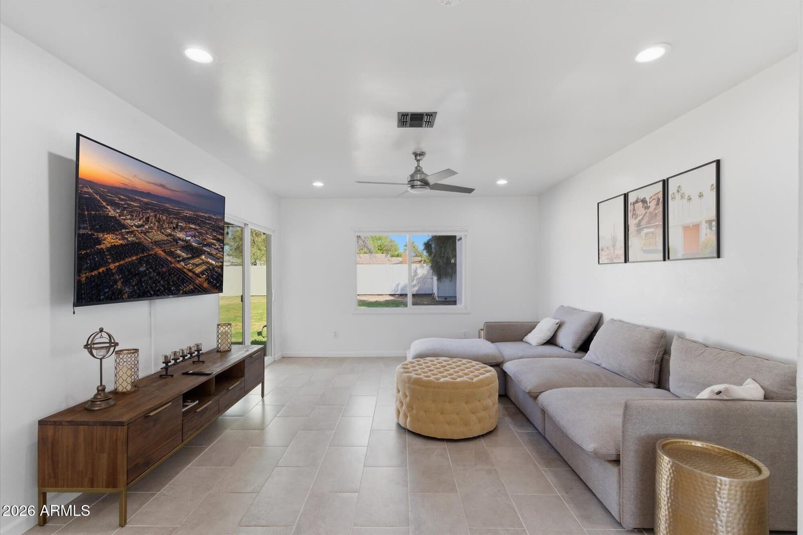 7731 N 17TH Drive, Phoenix, AZ 85021 — photo 9 of 20