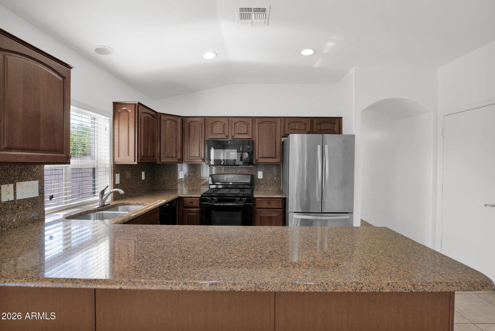 2730 E DRY WOOD Road, Phoenix, AZ 85024 — photo 7 of 33