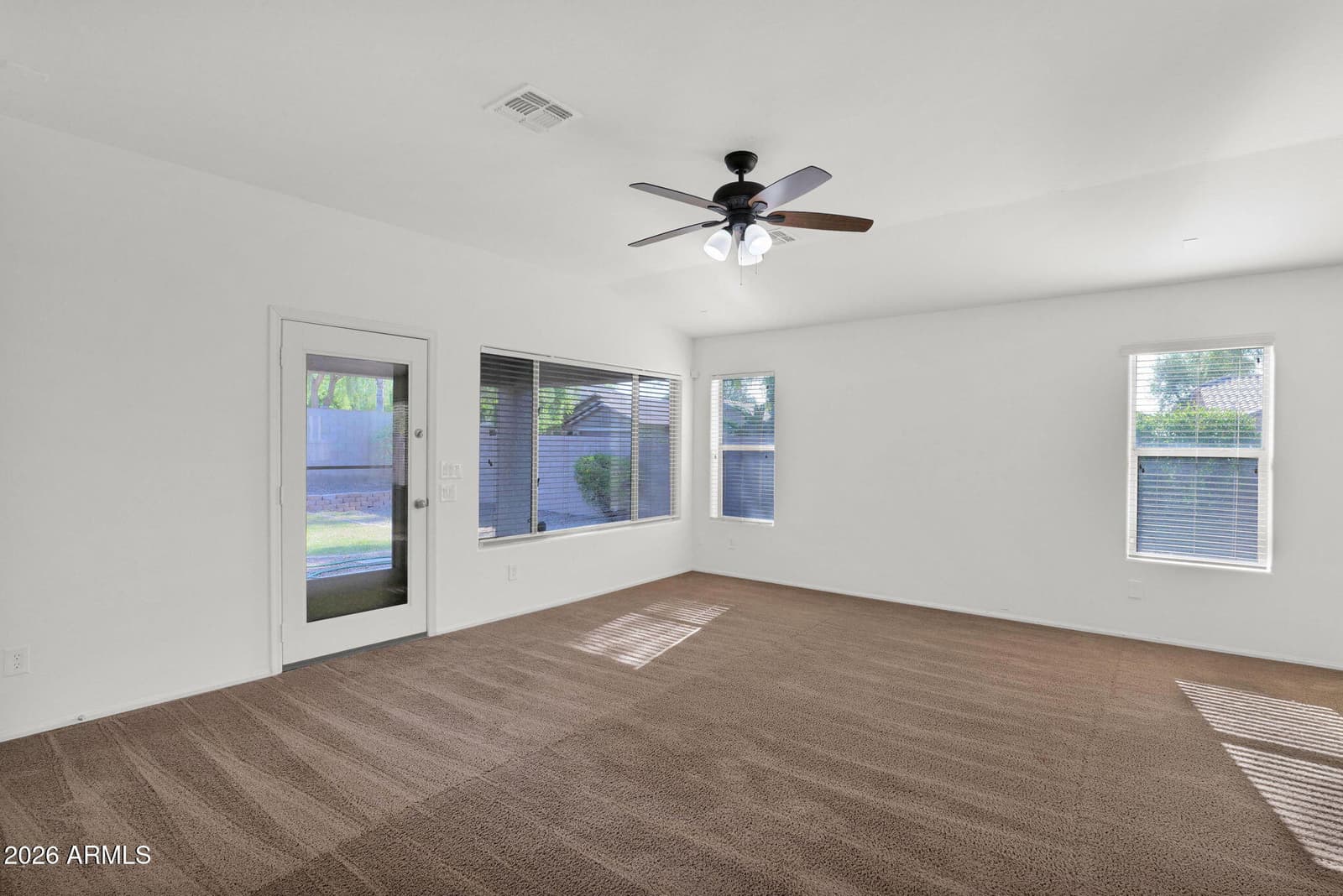 2730 E DRY WOOD Road, Phoenix, AZ 85024 — photo 10 of 33