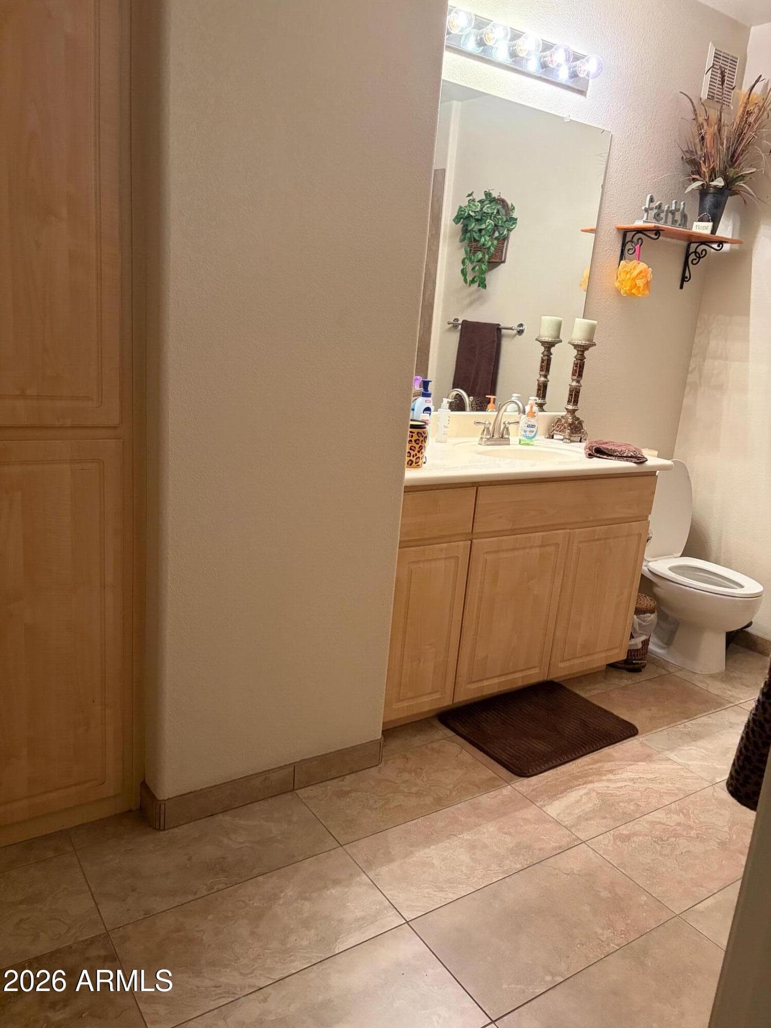 7401 W Arrowhead Clubhouse Drive 1001, Glendale, AZ 85308 — photo 12 of 32