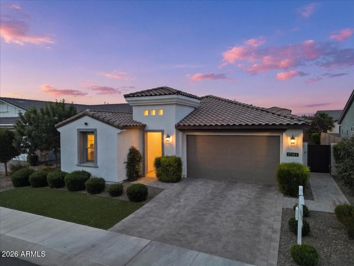 17184 W ROCKLIN Street, Surprise, AZ 85388 — photo 4 of 55
