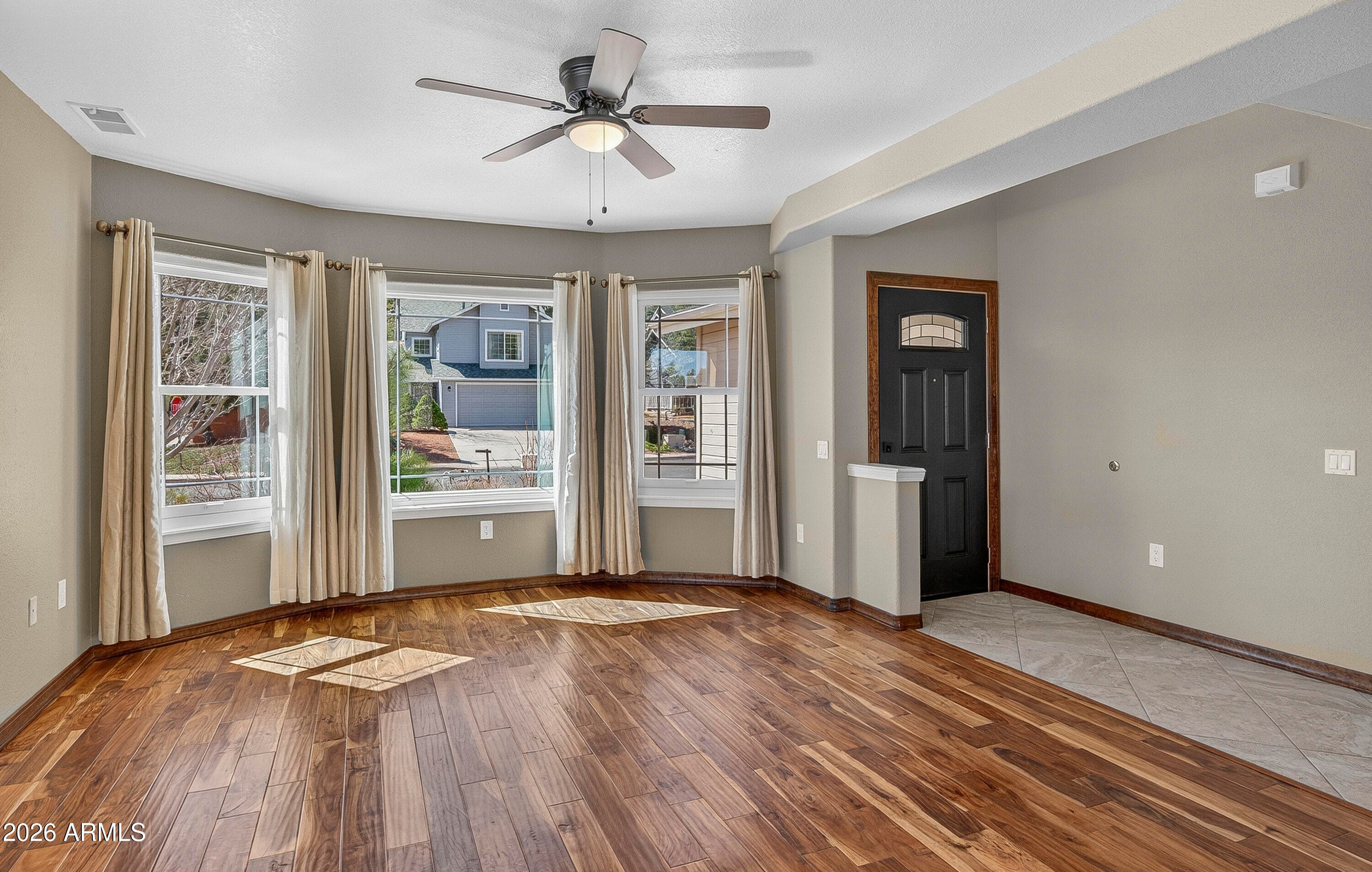 6640 E EAGLE CREST Drive, Flagstaff, AZ 86004 — photo 3 of 26