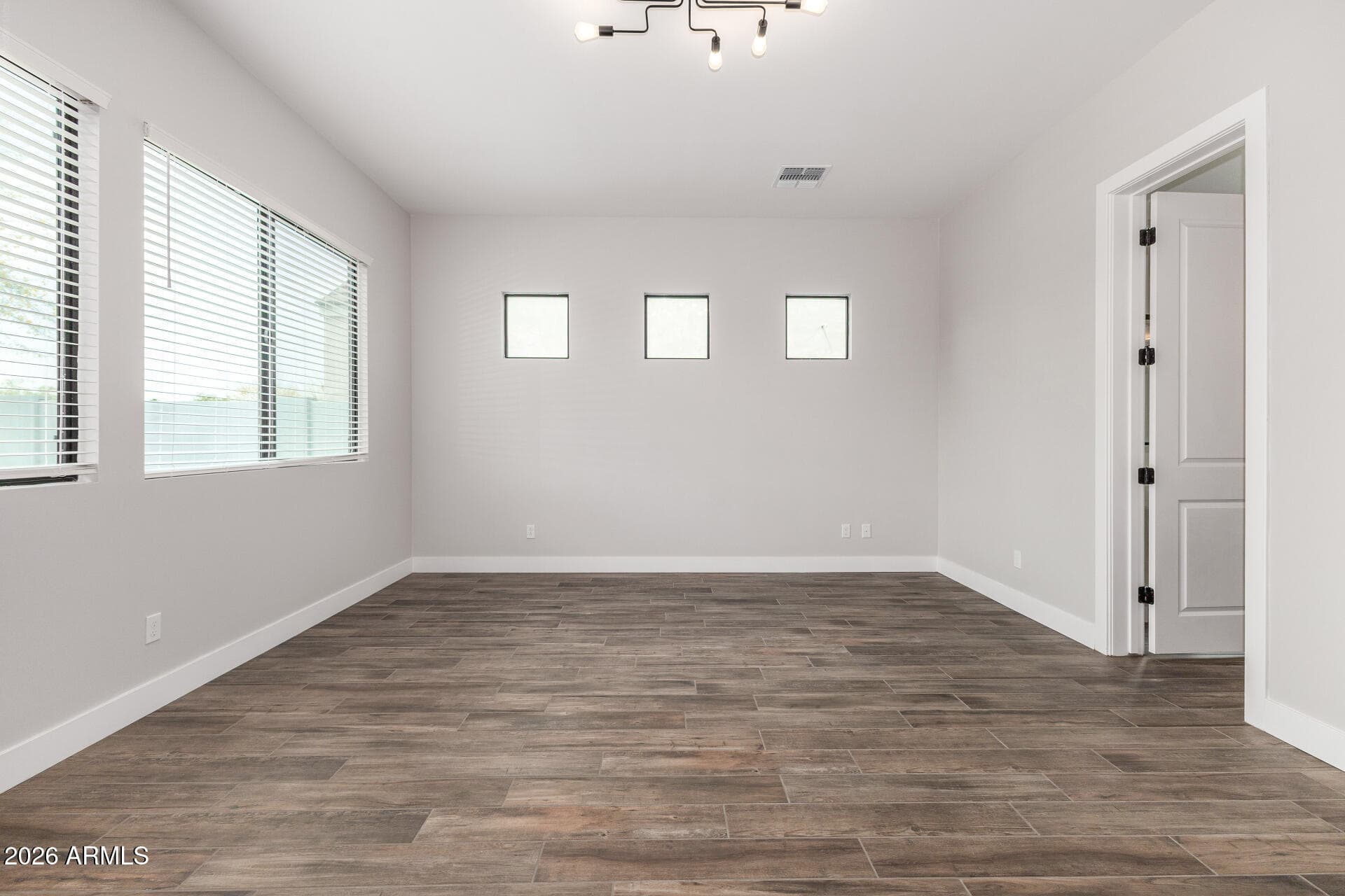 9818 S 7TH Place, Phoenix, AZ 85042 — photo 22 of 62