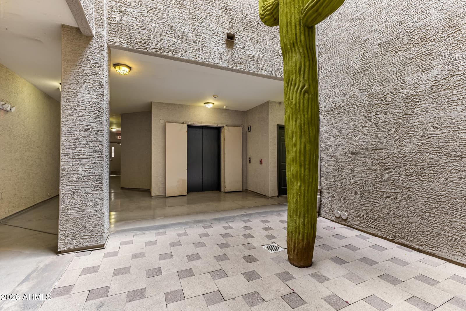 435 W RIO SALADO Parkway 305, Tempe, AZ 85281 — photo 16 of 55