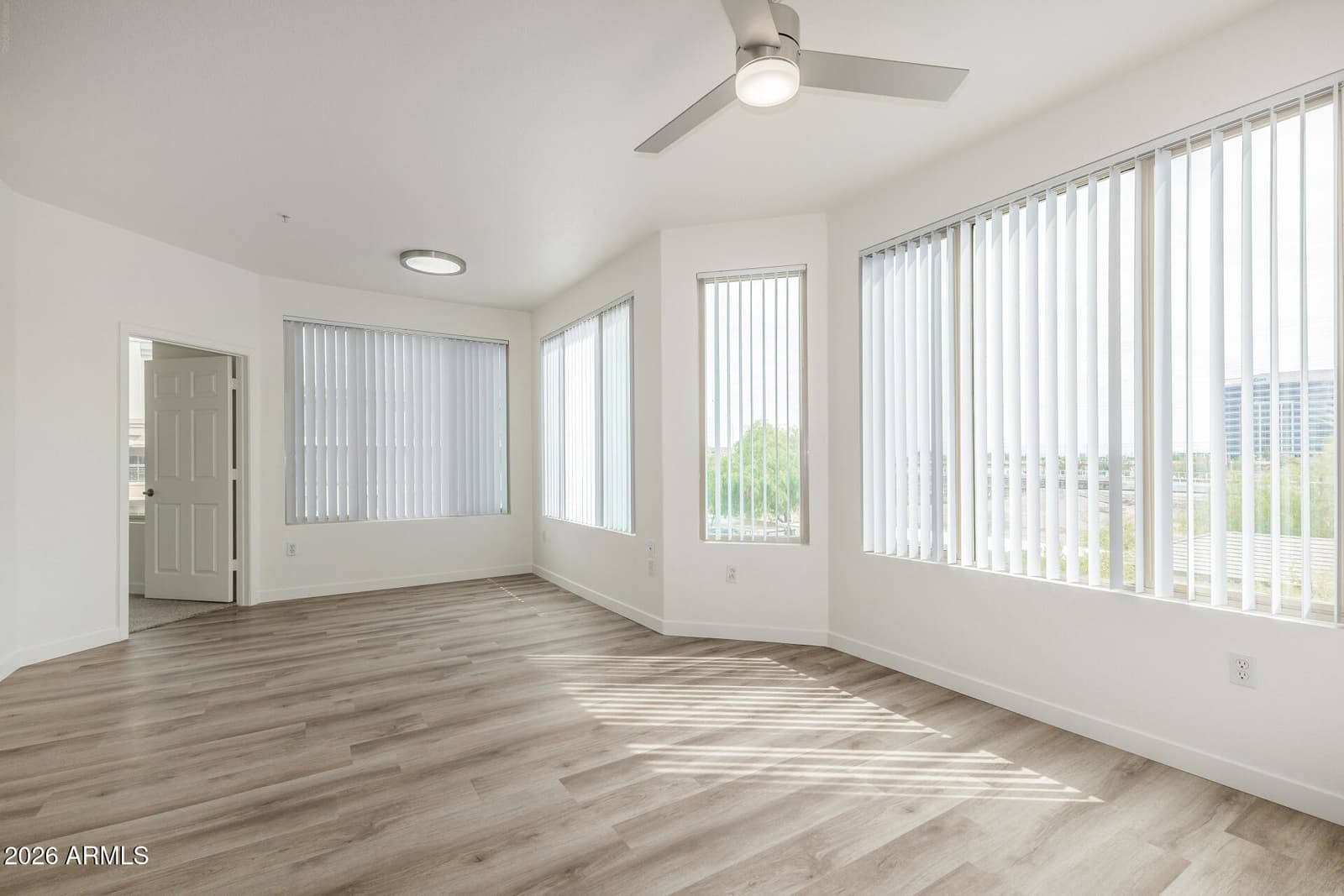 435 W RIO SALADO Parkway 305, Tempe, AZ 85281 — photo 6 of 55