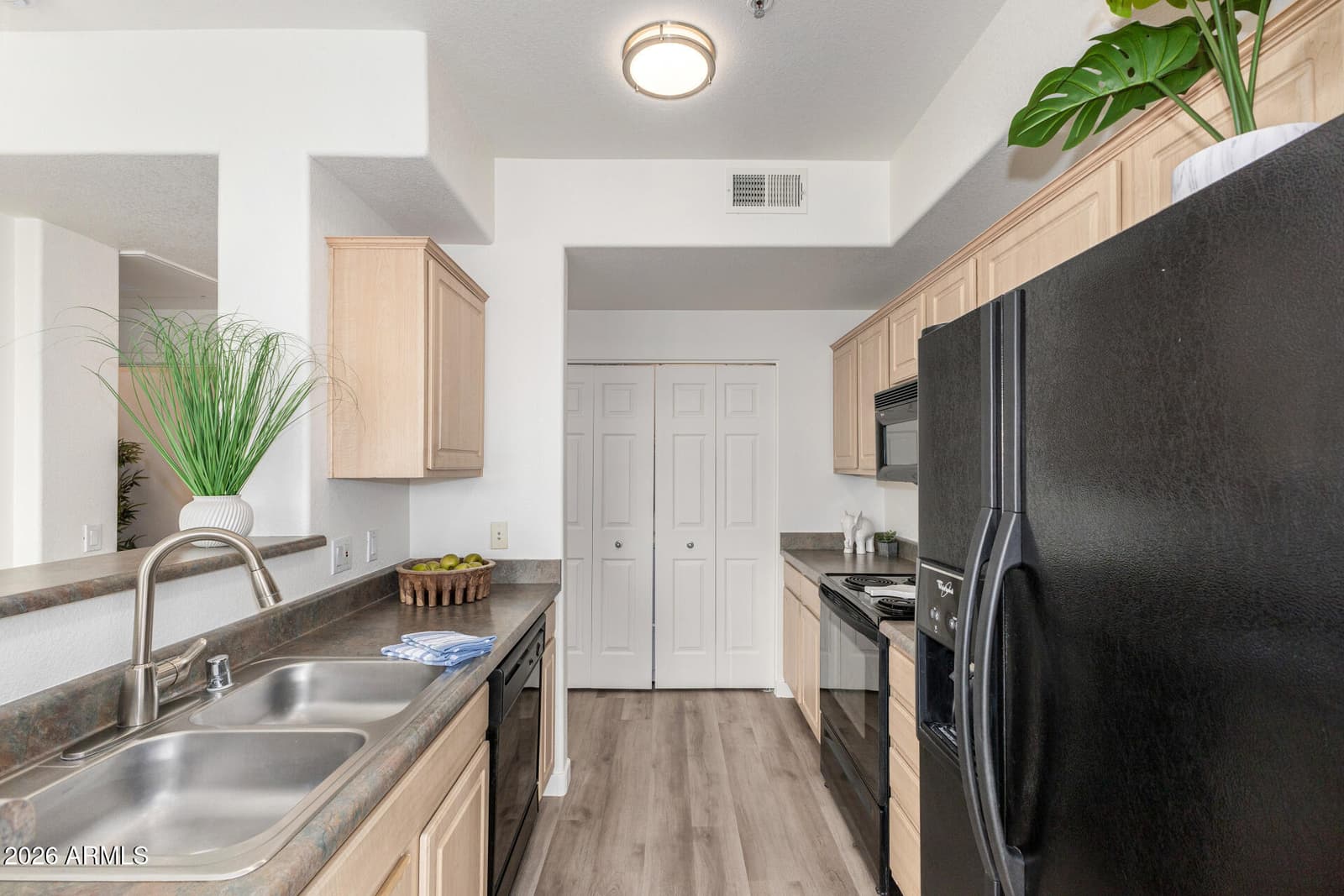 435 W RIO SALADO Parkway 305, Tempe, AZ 85281 — photo 13 of 55