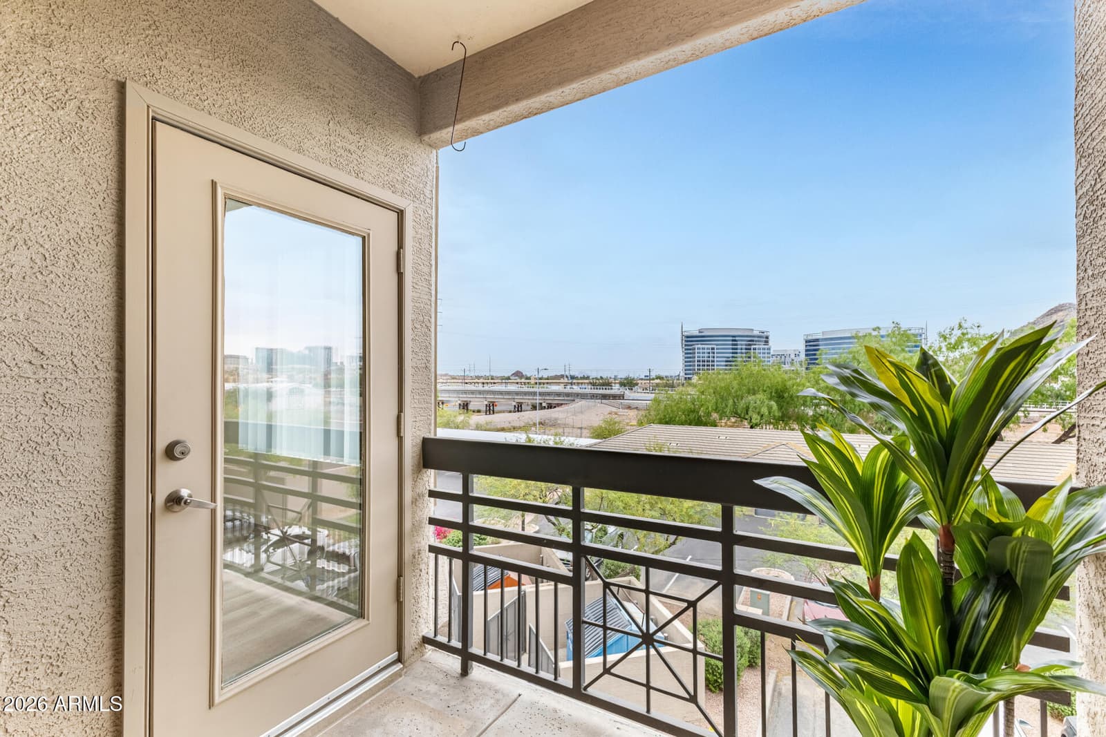 435 W RIO SALADO Parkway 305, Tempe, AZ 85281 — photo 11 of 55