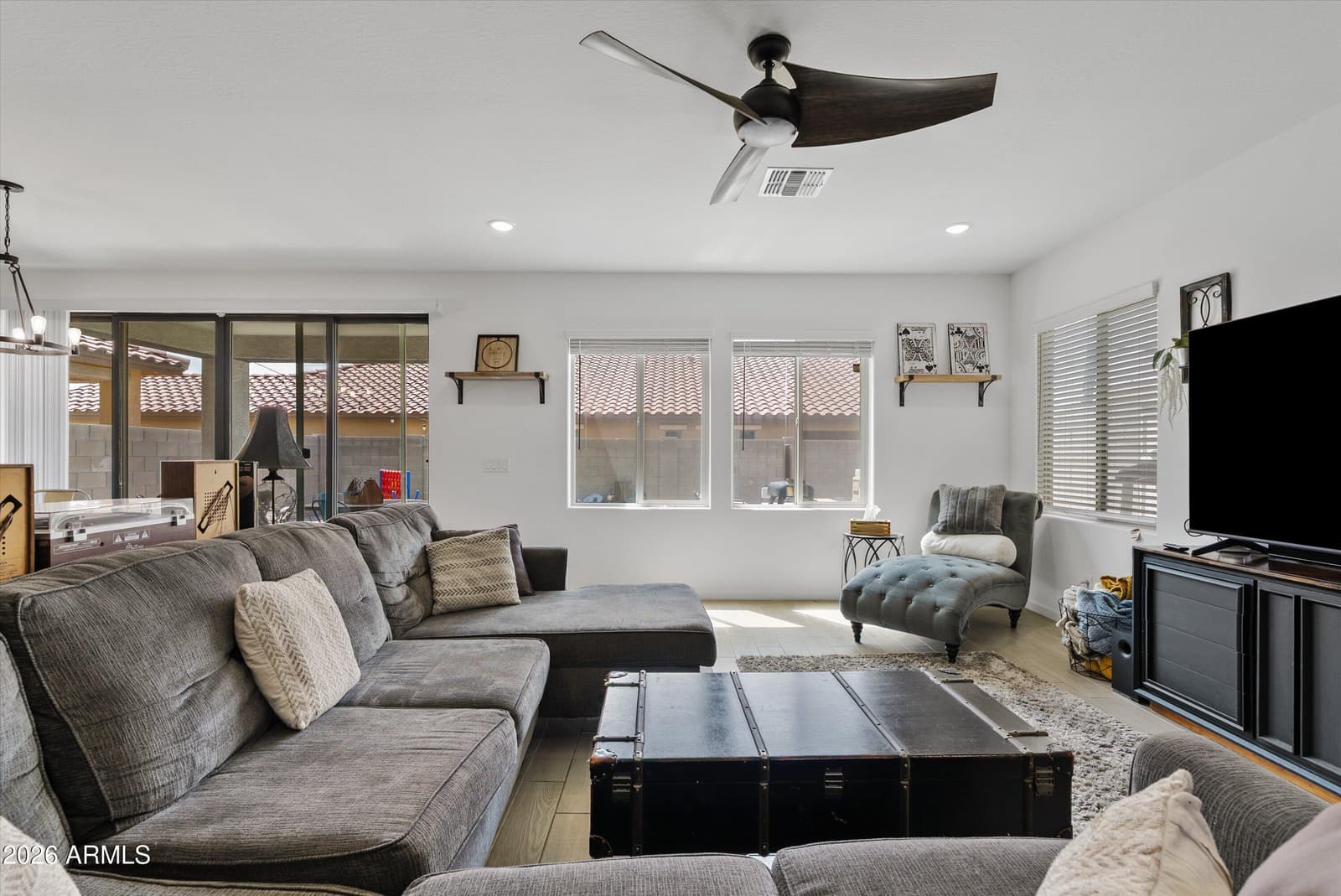 2014 N MARKETSIDE Avenue, Buckeye, AZ 85396 — photo 4 of 50