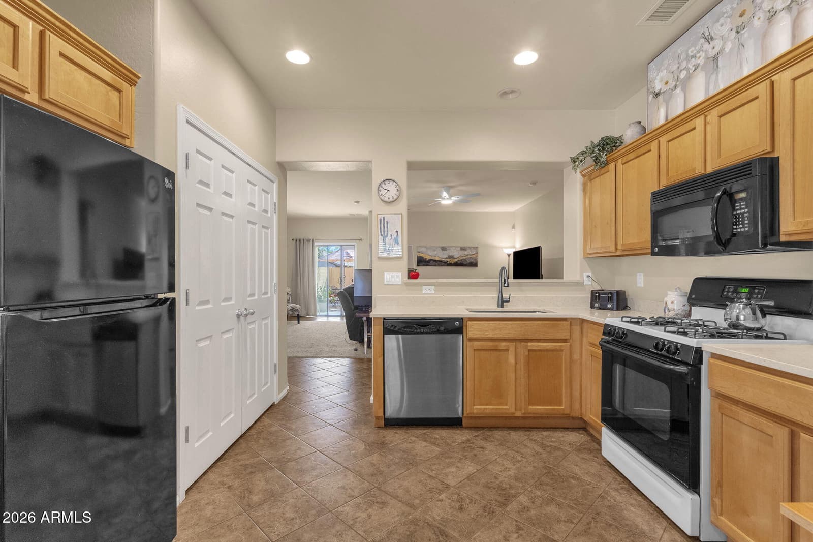 18337 N SOFT WIND Drive, Maricopa, AZ 85138 — photo 10 of 31