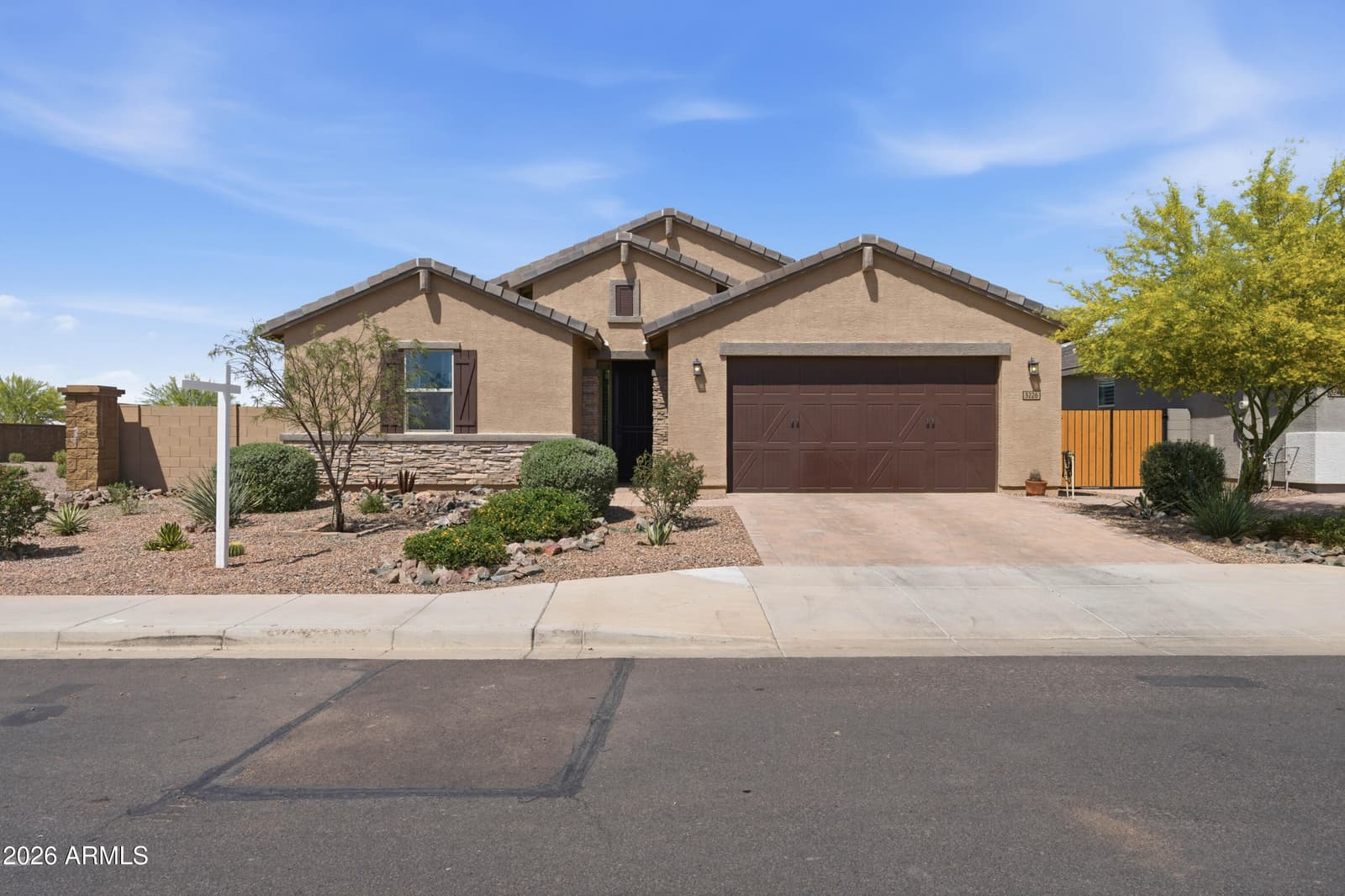 3226 E LUNA Drive, San Tan Valley, AZ 85143 — photo 6 of 99
