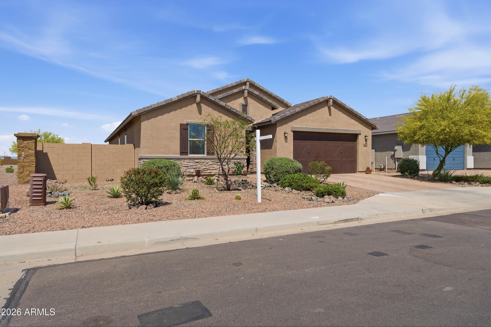 3226 E LUNA Drive, San Tan Valley, AZ 85143 — photo 8 of 99