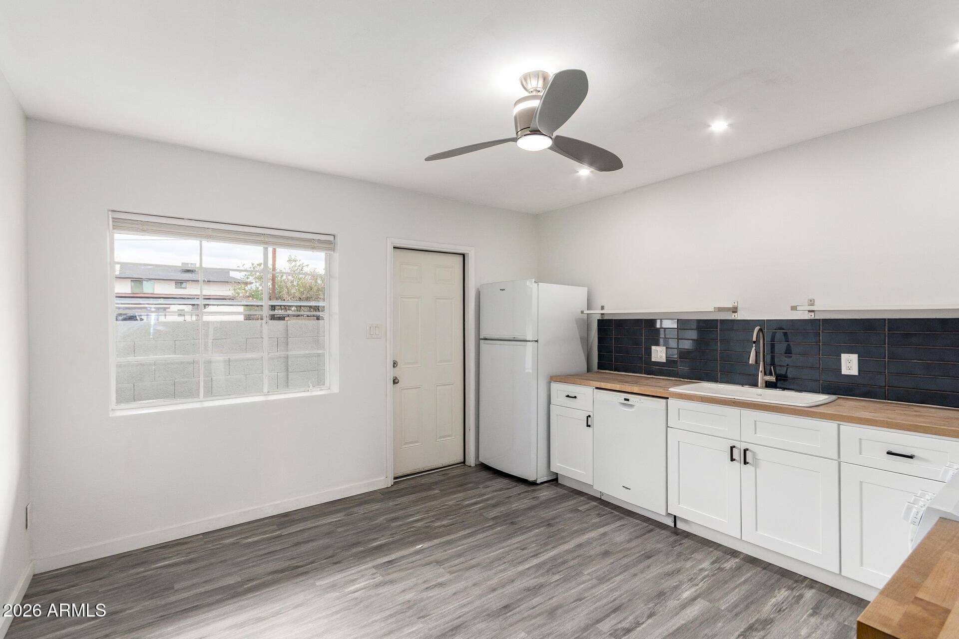 4325 N 26TH Street 8, Phoenix, AZ 85016 — photo 9 of 26
